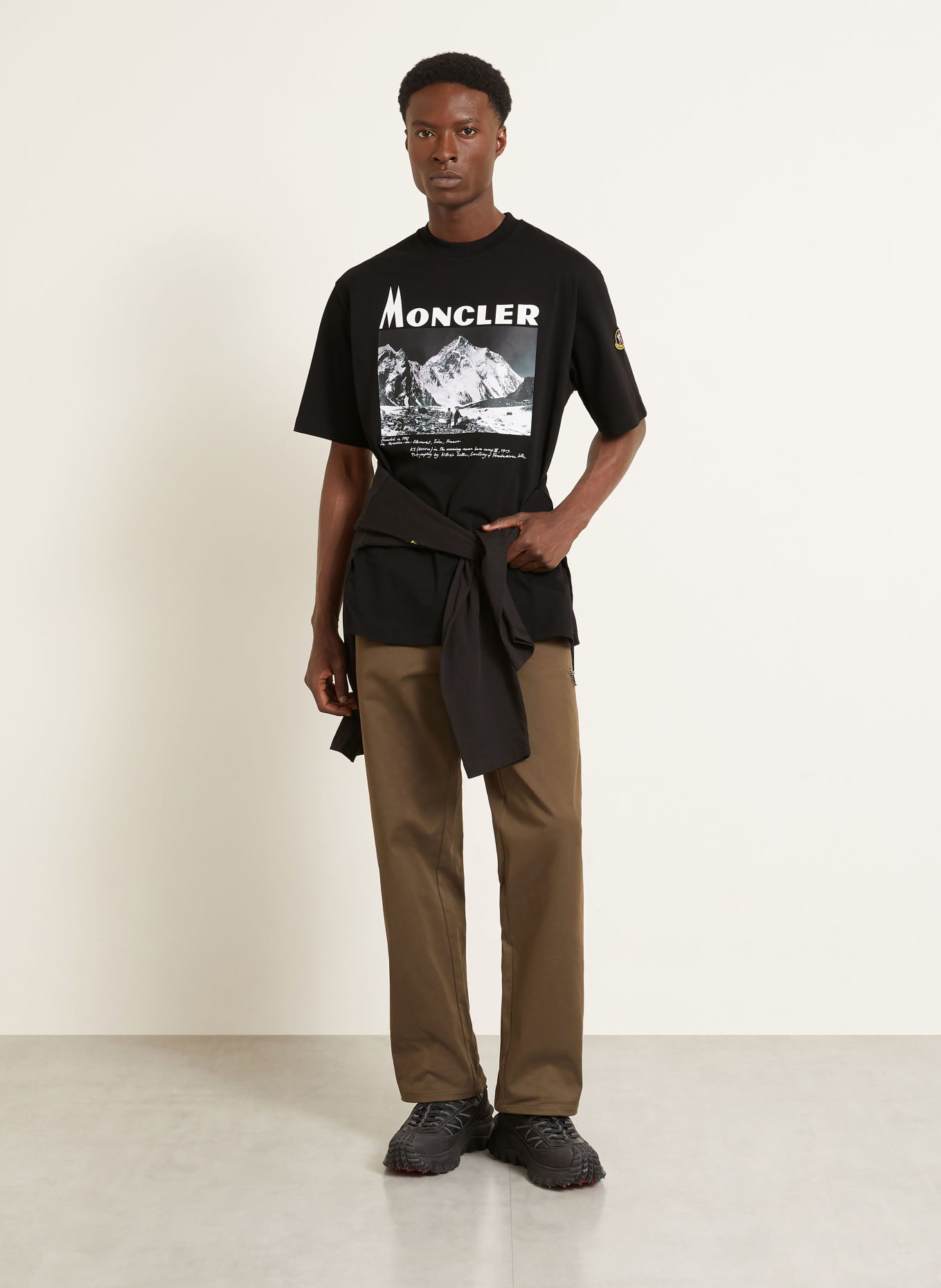 MONCLER T-Shirt: SCHWARZ / GRAU / WEISS