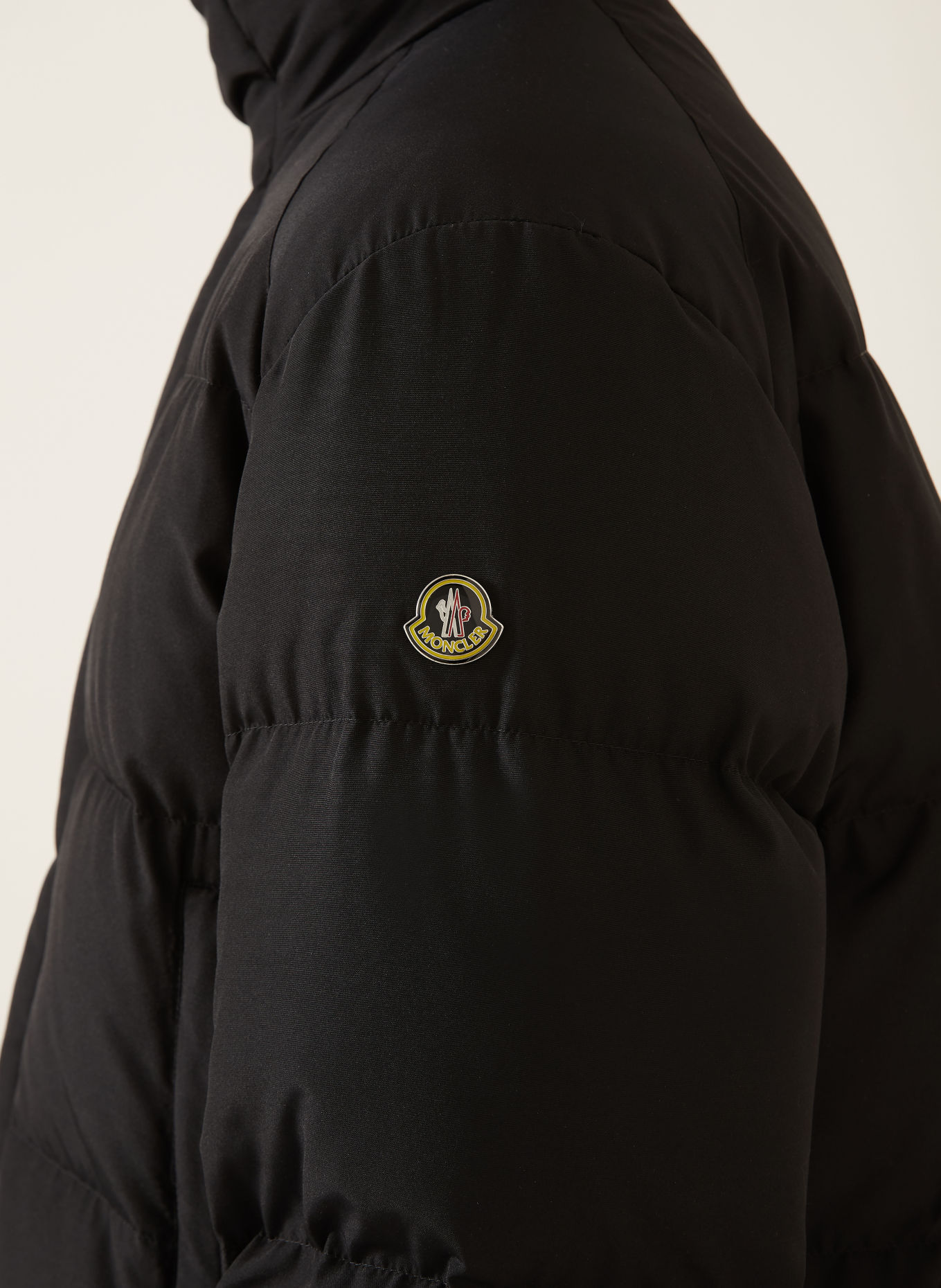 MONCLER Donsjas VERONE: ZWART