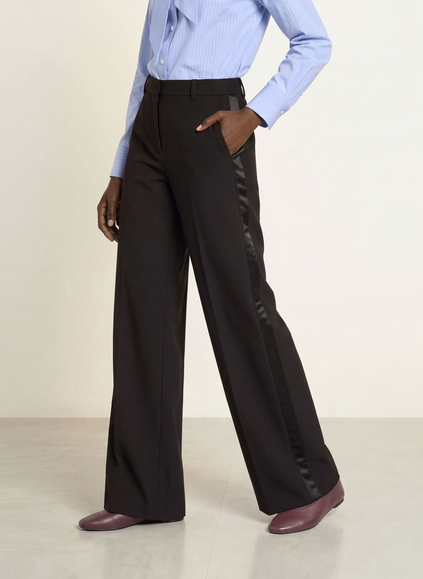 SEDUCTIVE Marlenehose SHILOW mit Galonstreifen: SCHWARZ