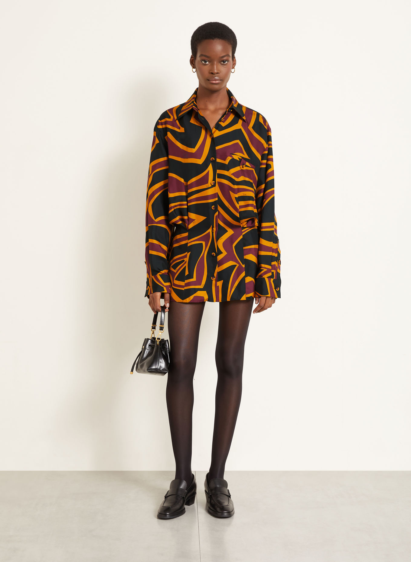 PUCCI Robe chemise en soie: NOIR / ROUGE FONCÉ / ORANGE