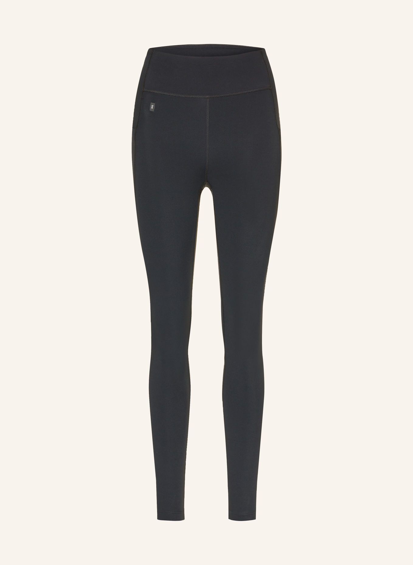 On TRAIN Leggings: BLACK