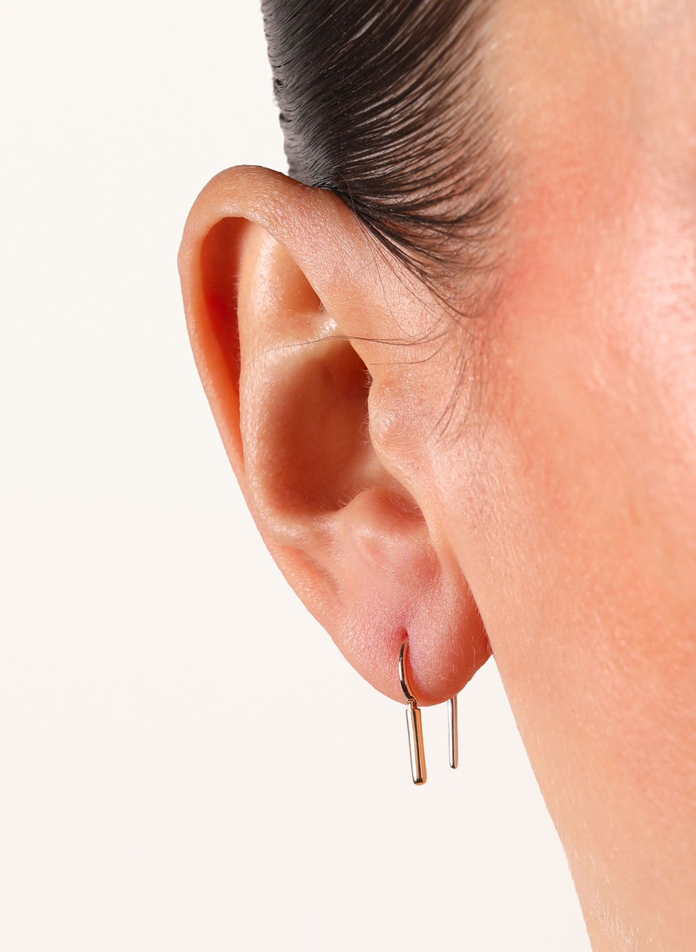 ariane ernst LET LOOSE EARRING 750 NO.1: SILVER
