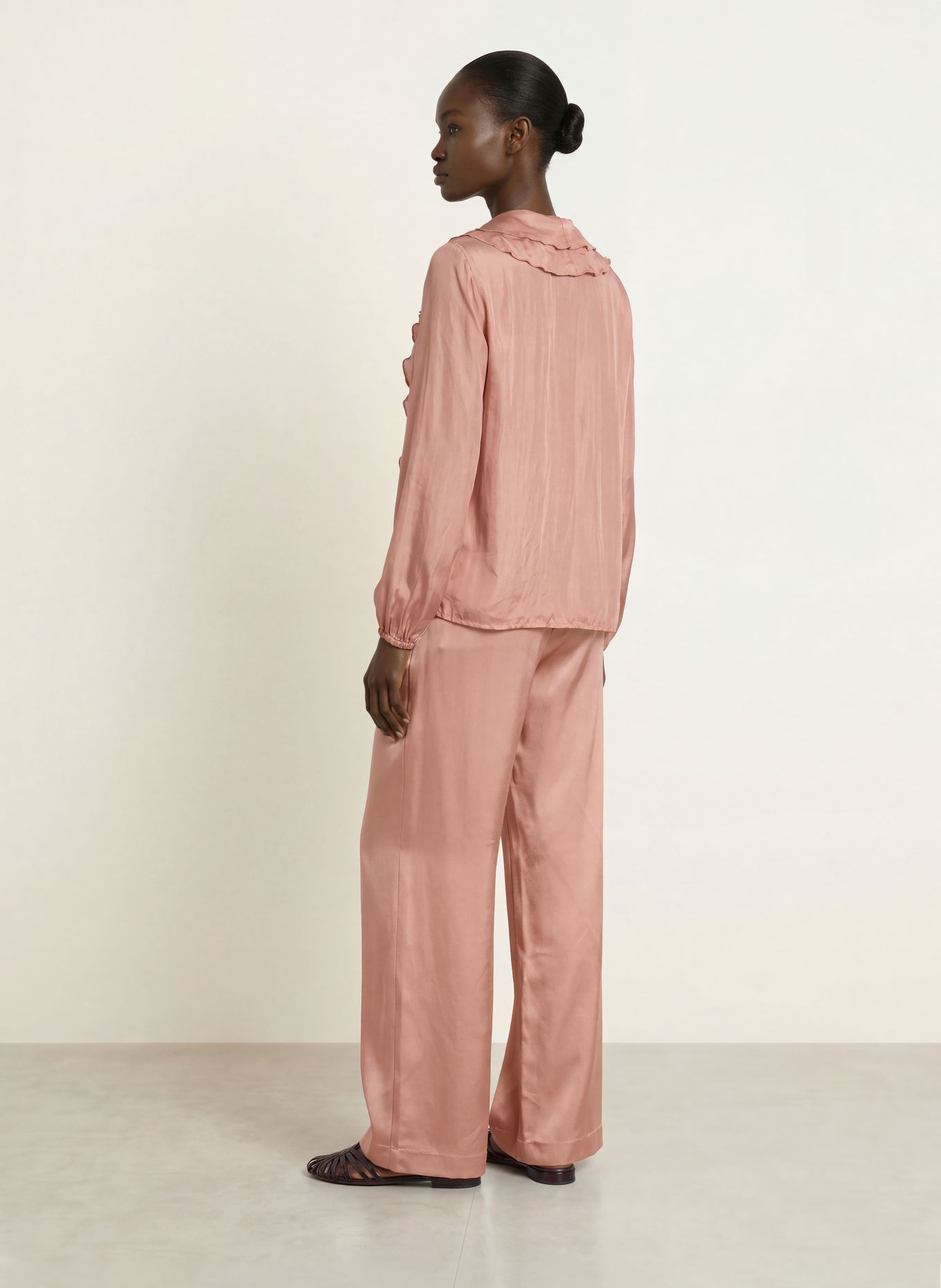 HEMISPHERE Seidenbluse mit Volants: ALTROSA