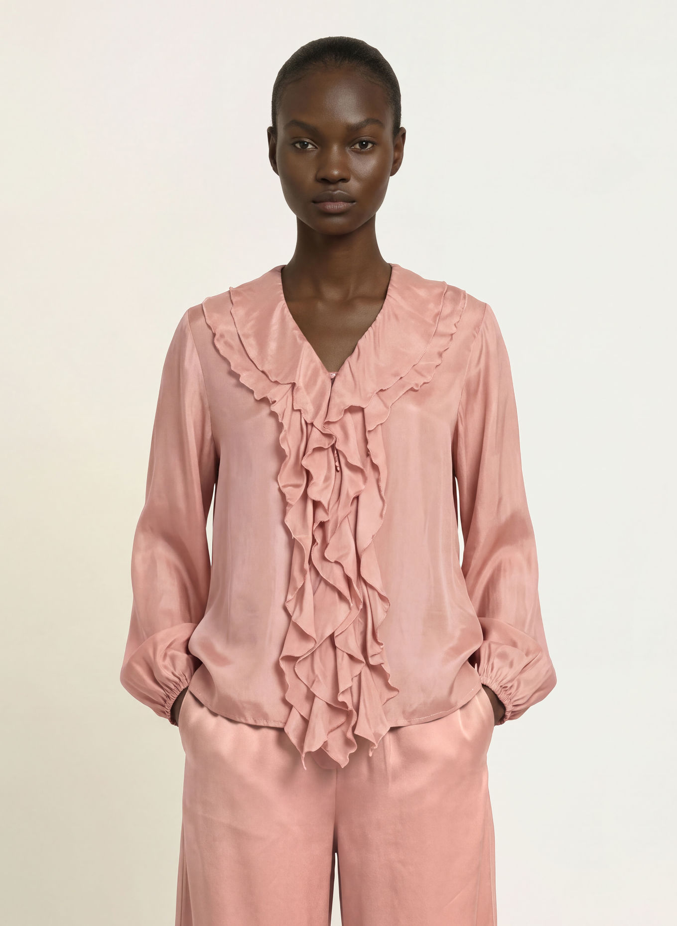 HEMISPHERE Seidenbluse mit Volants: ALTROSA