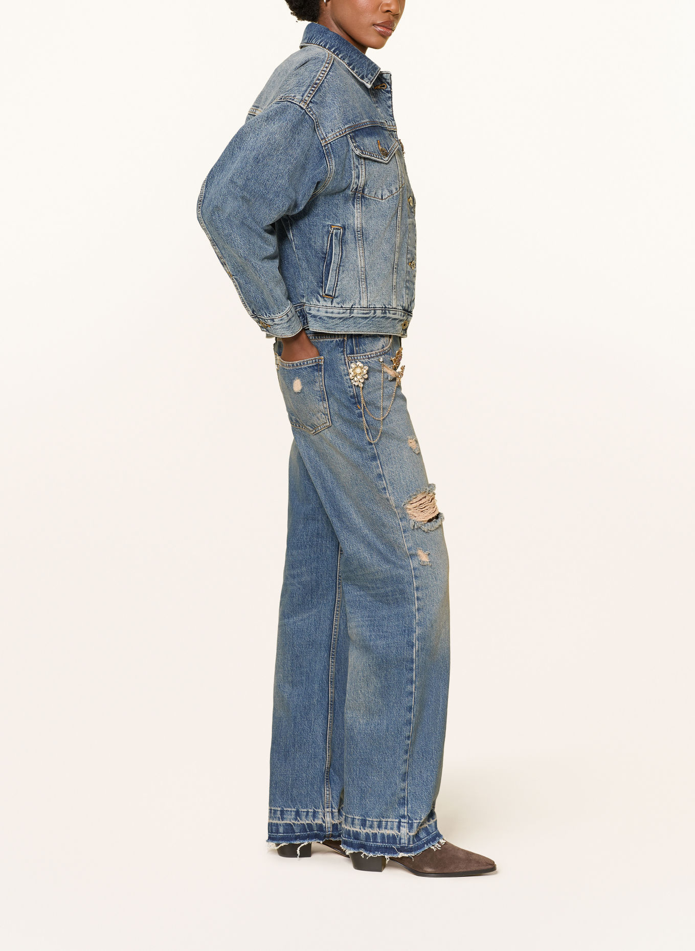 LIU JO GIGI Straight jeans with Rhinestones: 79240 Den.Blue dirty clips