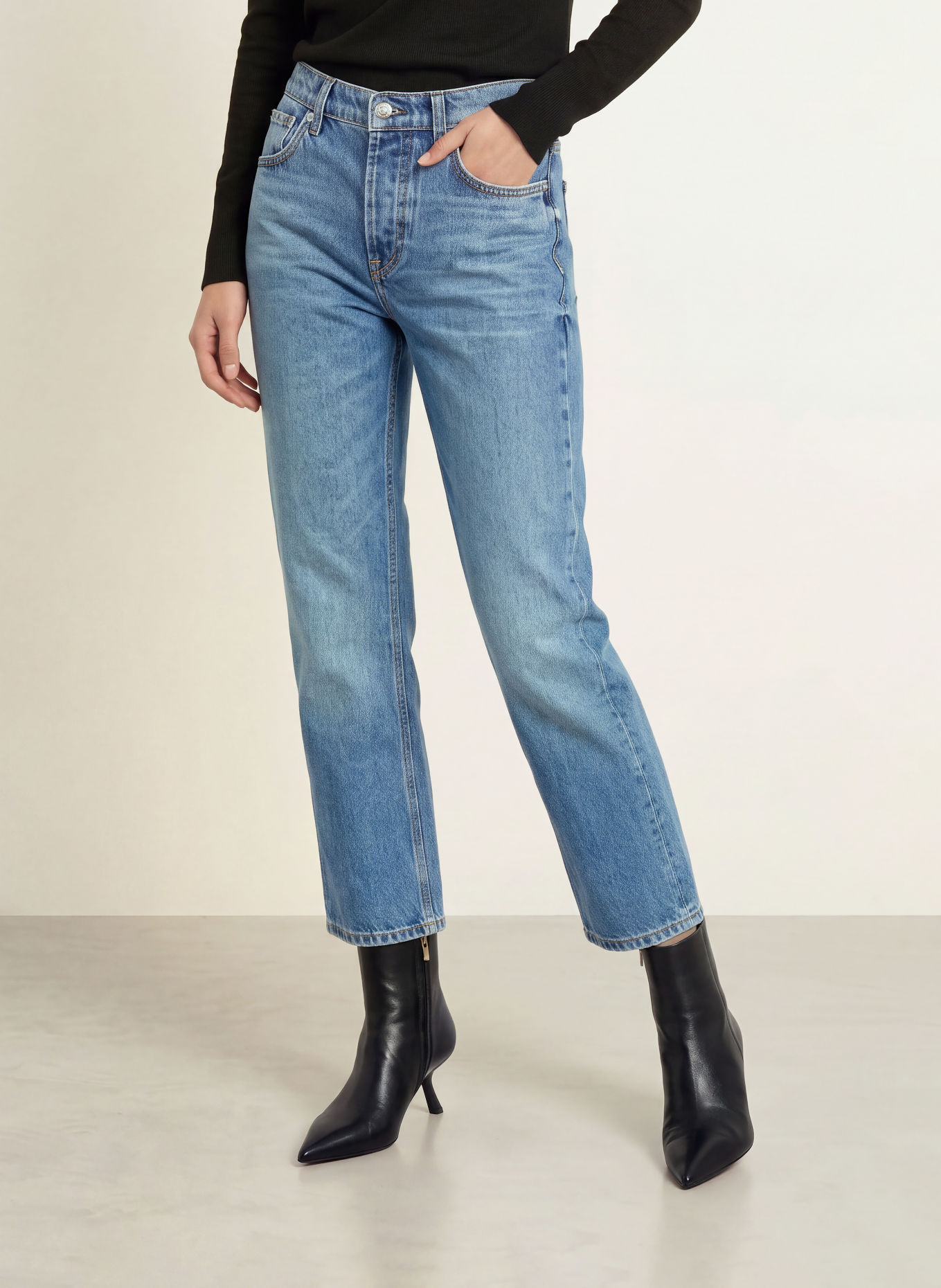 LIU JO Straight Jeans mit Schmucksteinen: 79260 Den.Blue fix.dk.wash