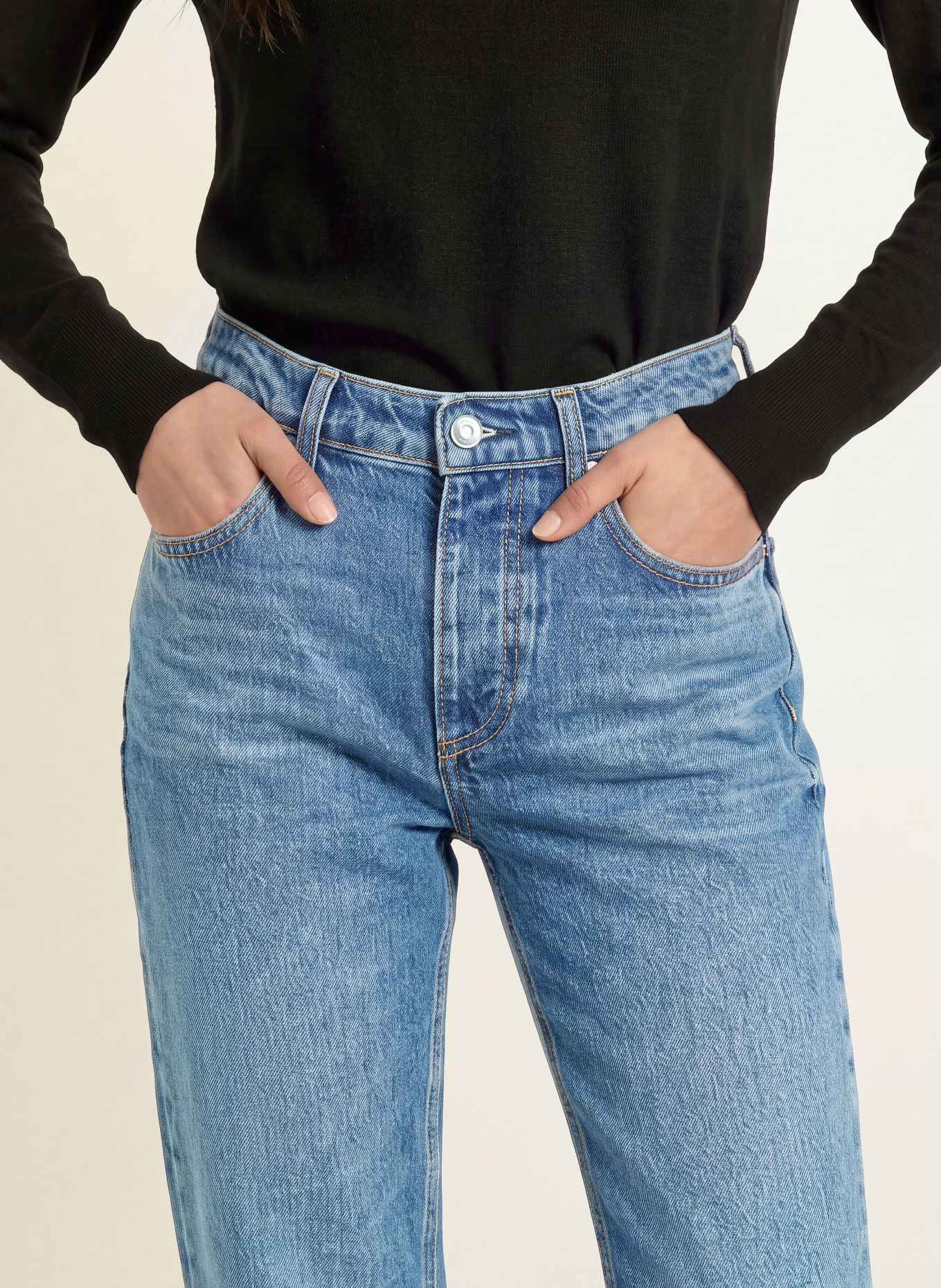 LIU JO Straight Jeans mit Schmucksteinen: 79260 Den.Blue fix.dk.wash