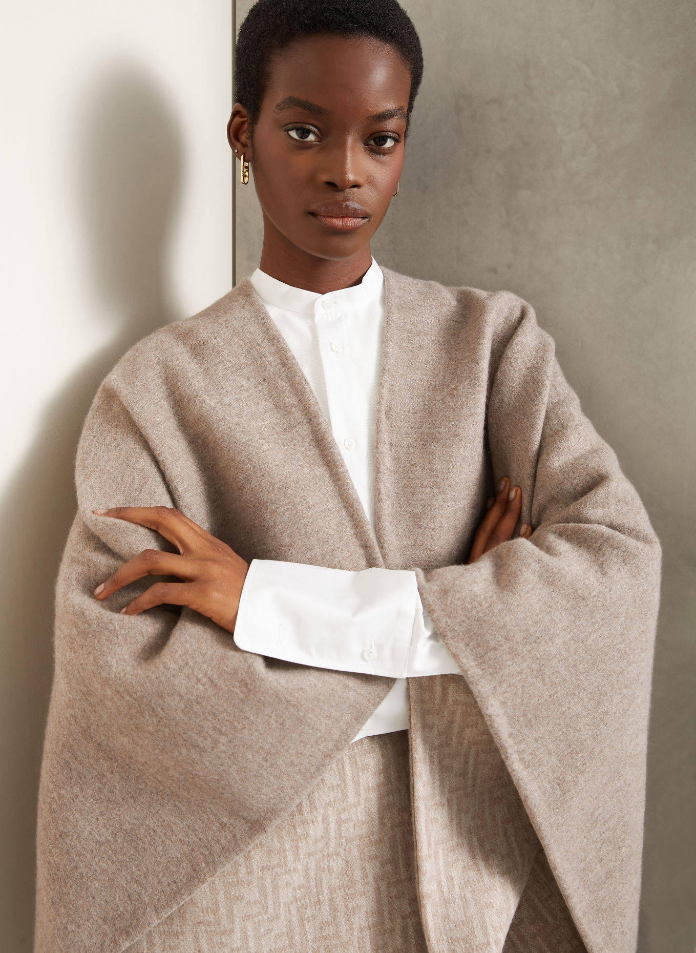 FENDI Cape with cashmere: GRAY