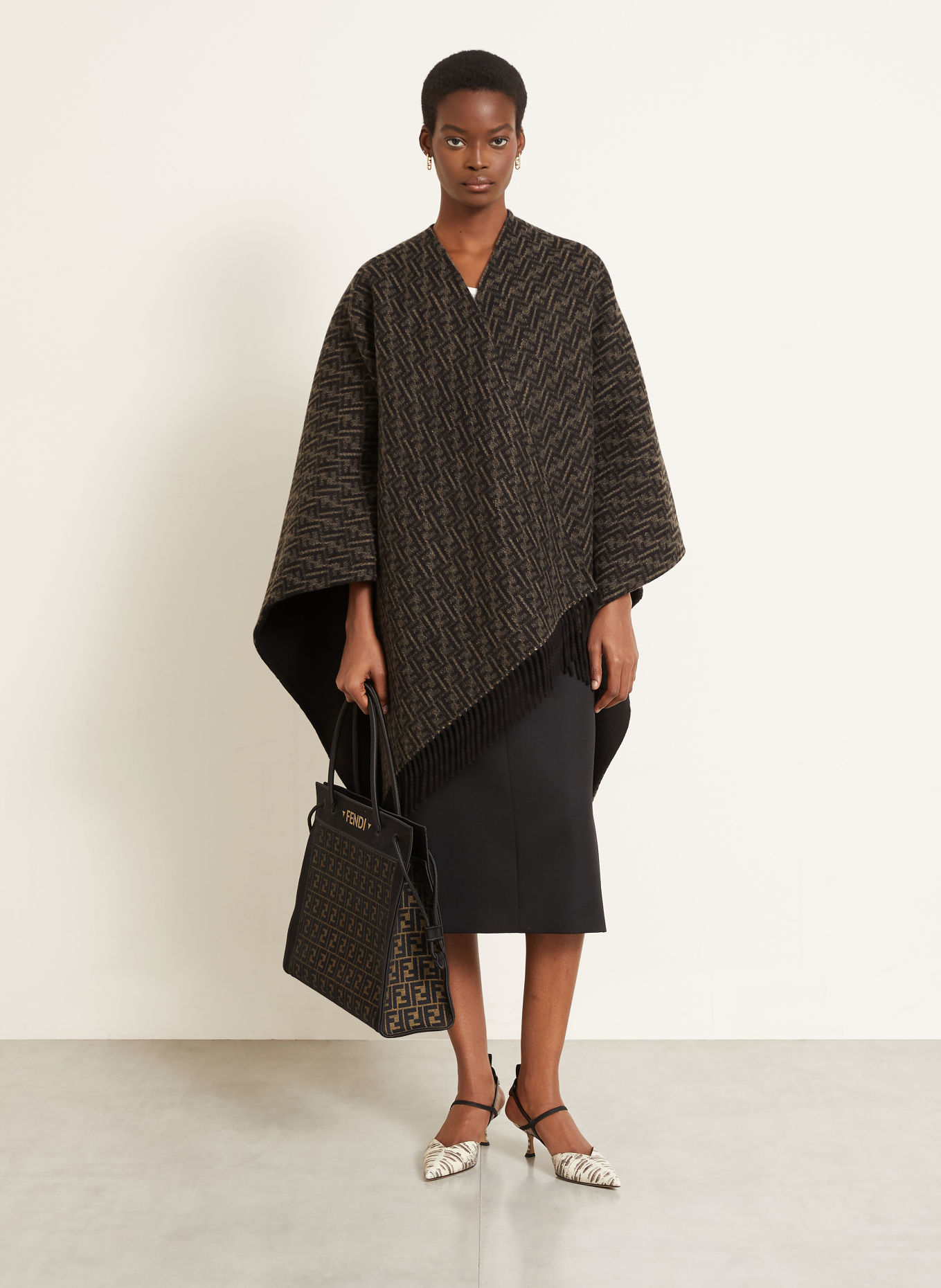 FENDI Cape met kasjmier: ZWART