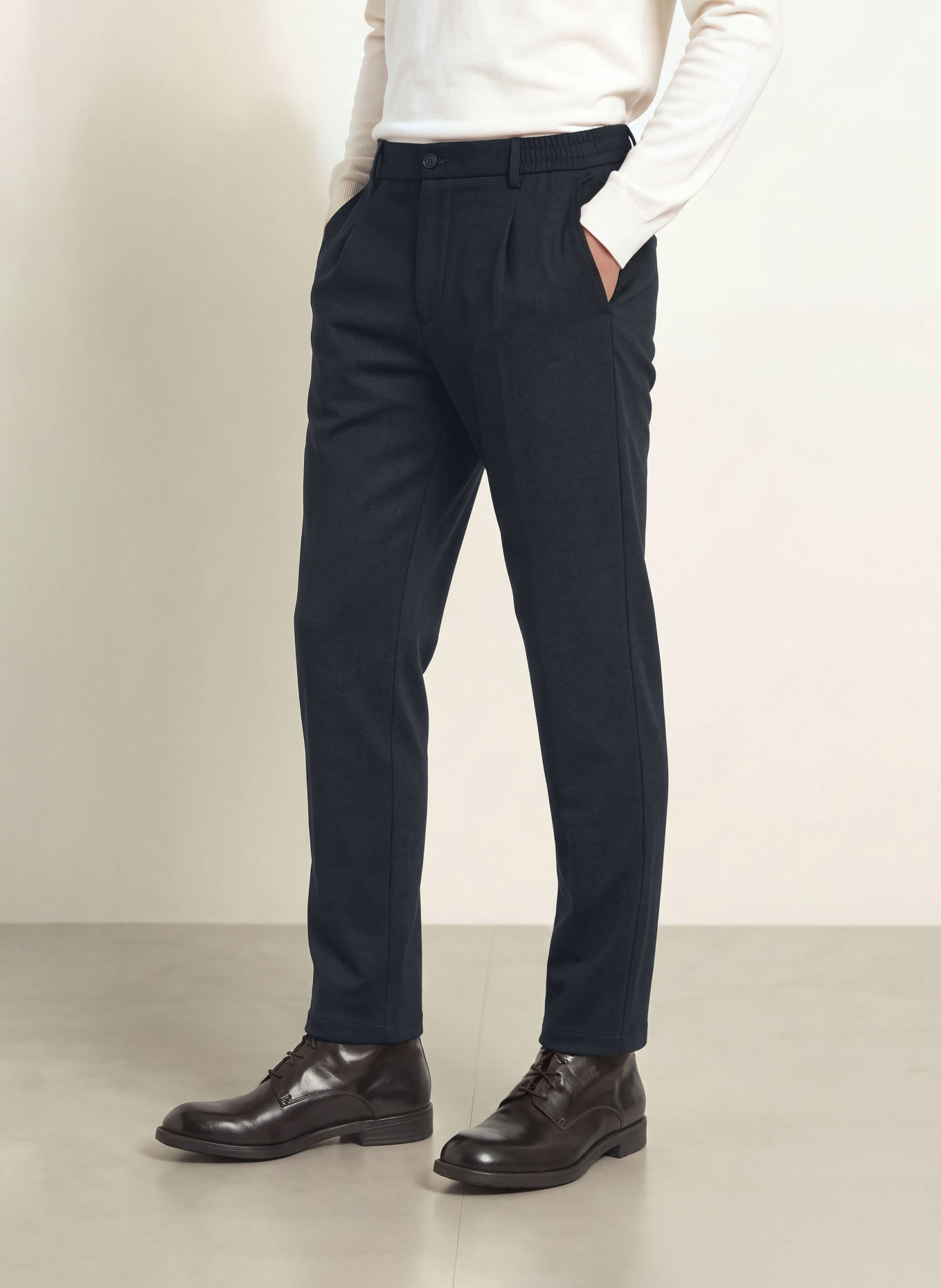 CRUNA Chinos MITTE Extra Slim Fit: MØRKEBLÅ