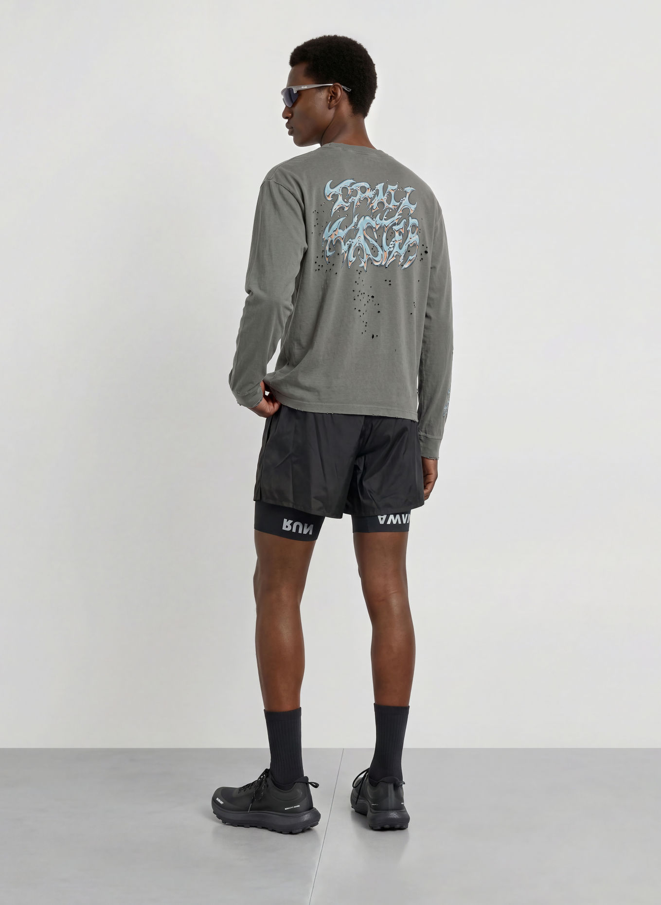 SATISFY MOTHTECH Long-sleeve shirt: GRAY / LIGHT ORANGE / LIGHT BLUE