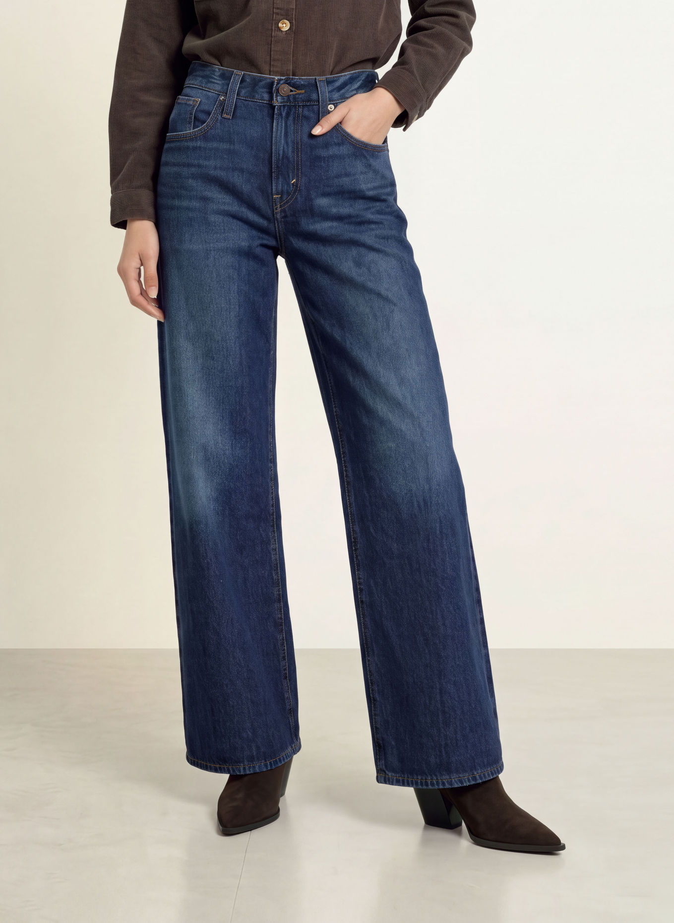 Levi's® Wide Leg Jeans MIDDY: 01 Dark Indigo - Worn In
