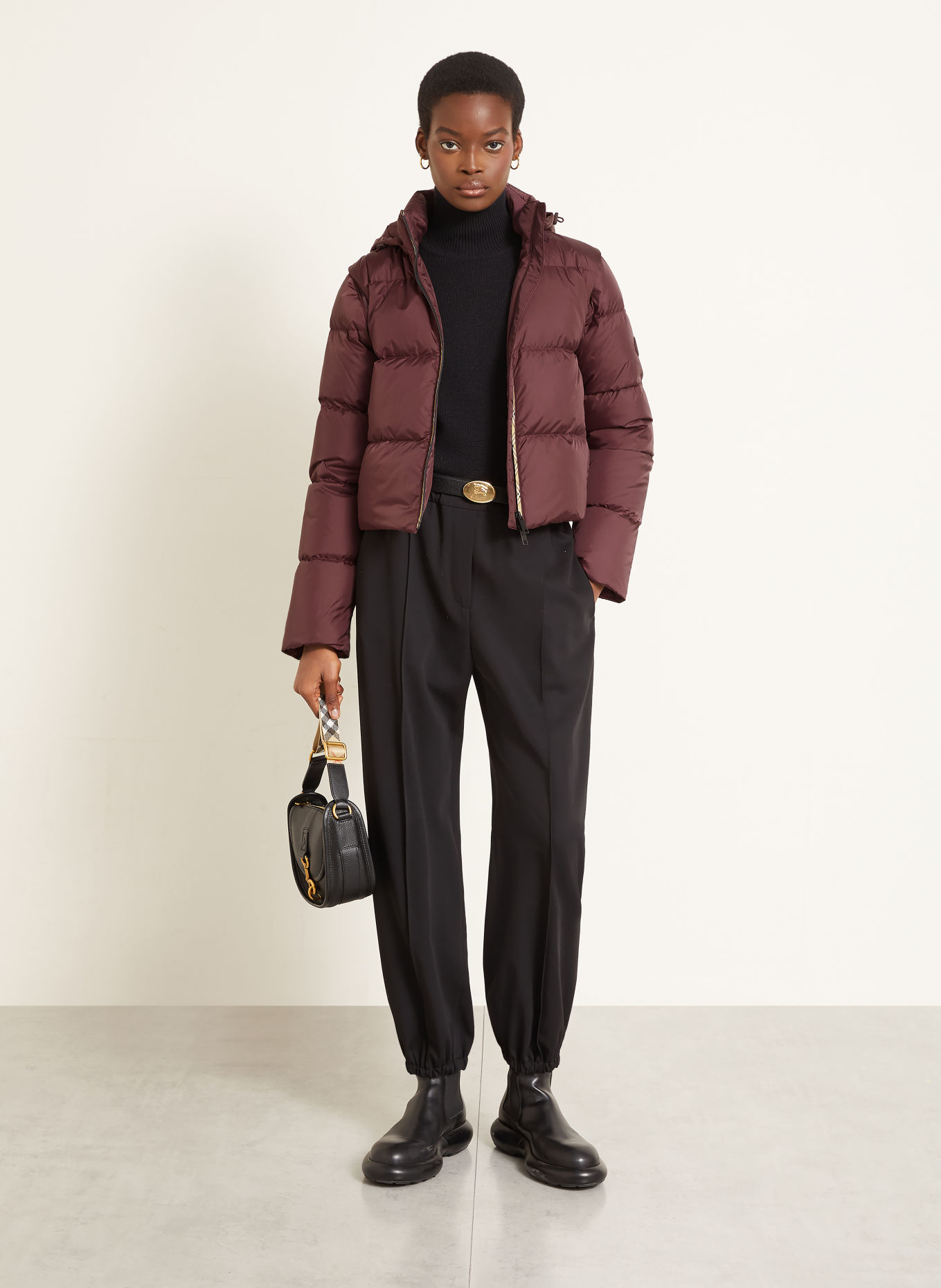 BURBERRY Daunenjacke mit abnehmbarer Kapuze: DUNKELLILA