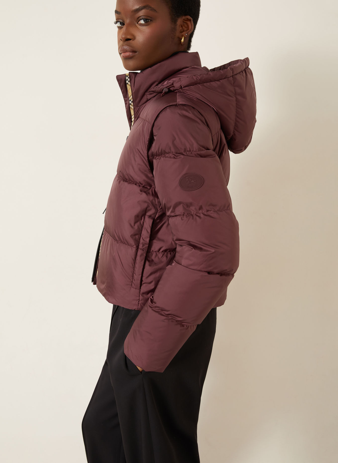 BURBERRY Daunenjacke mit abnehmbarer Kapuze: DUNKELLILA