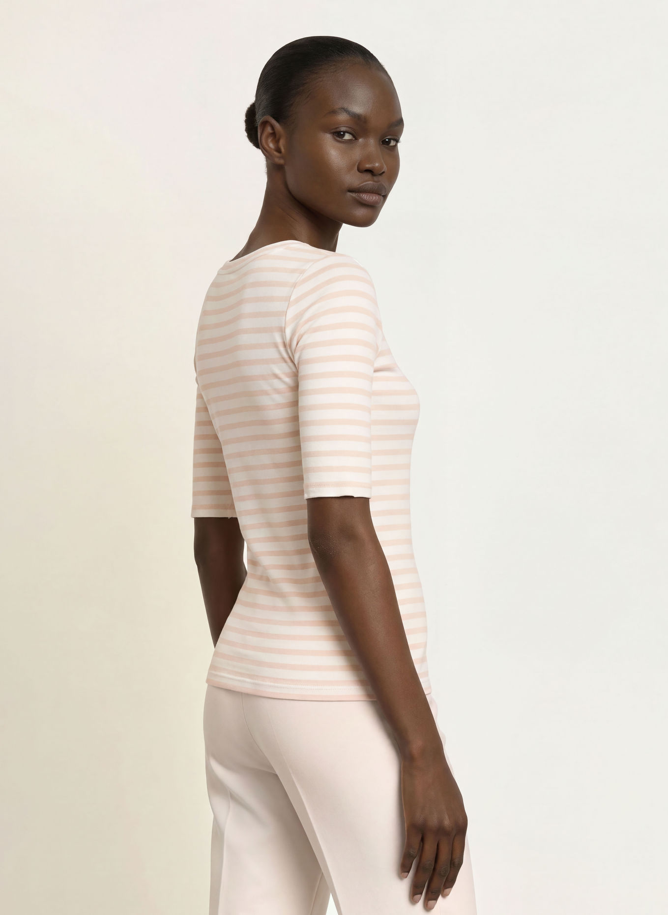 MARC CAIN T-Shirt: 153 Magnolia
