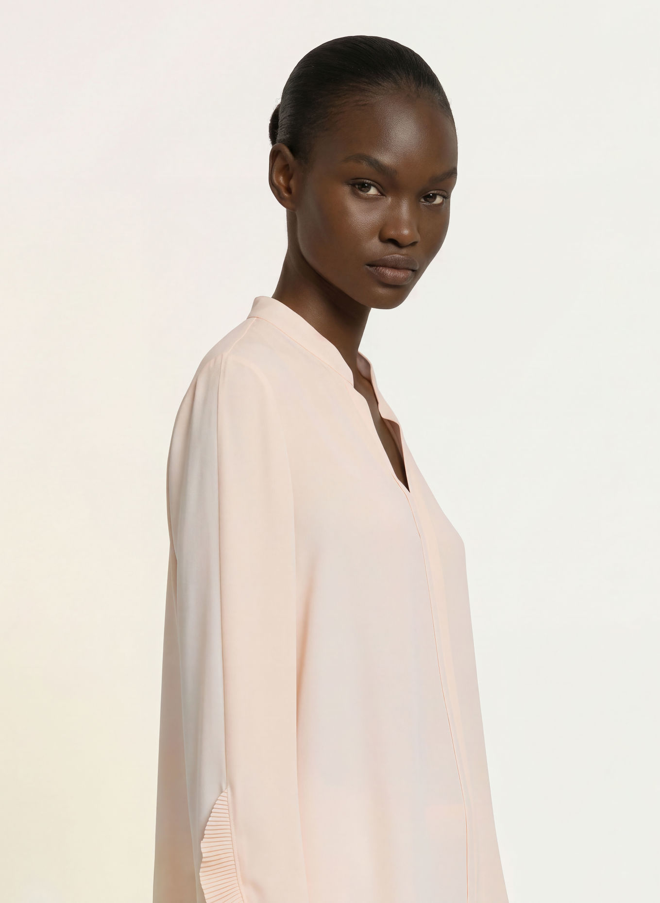 MARC CAIN Satinbluse: 153 Magnolia