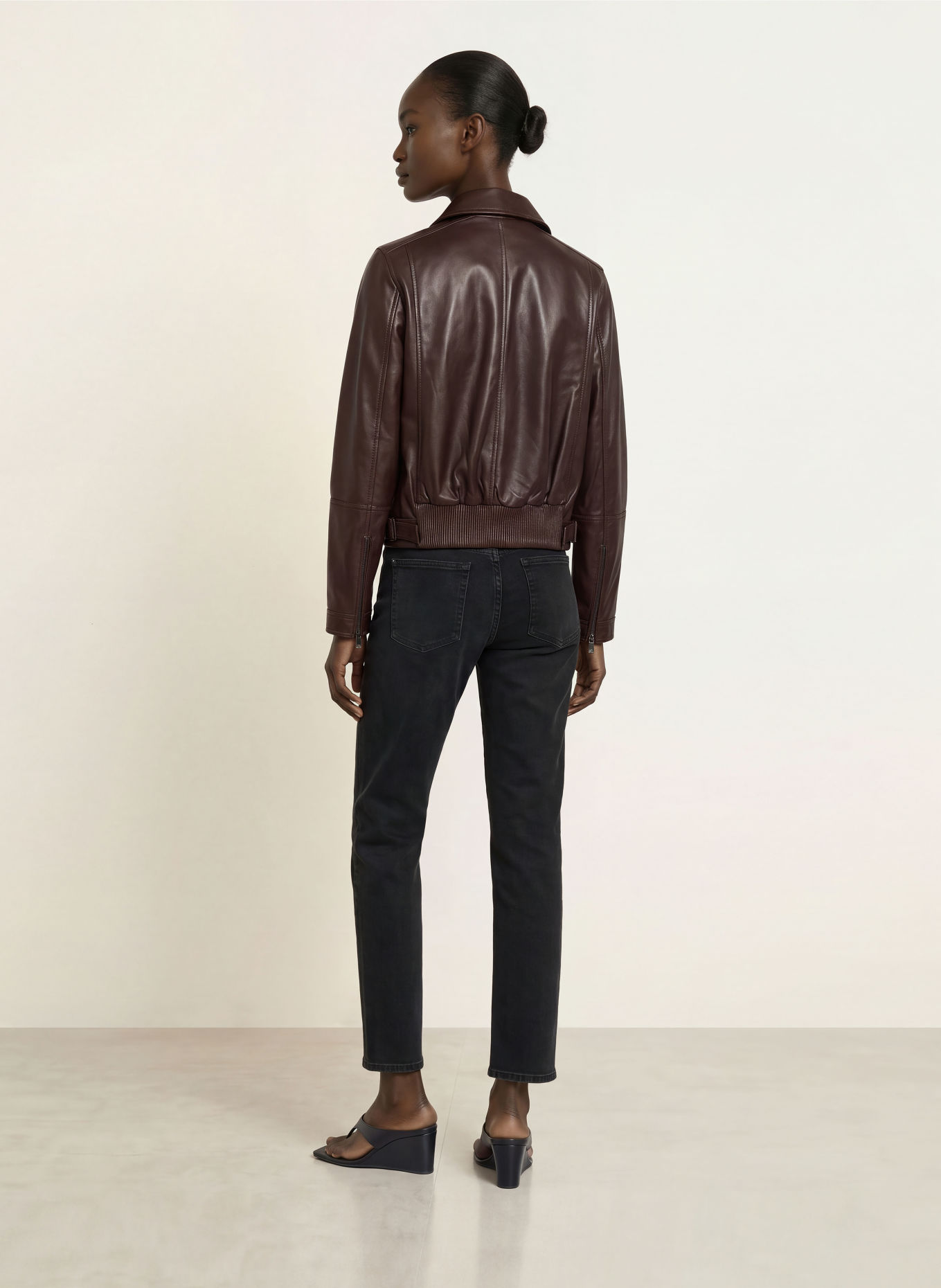 7 for all mankind Straight Jeans LOW CIGARETTE: 43V AFTERDARK