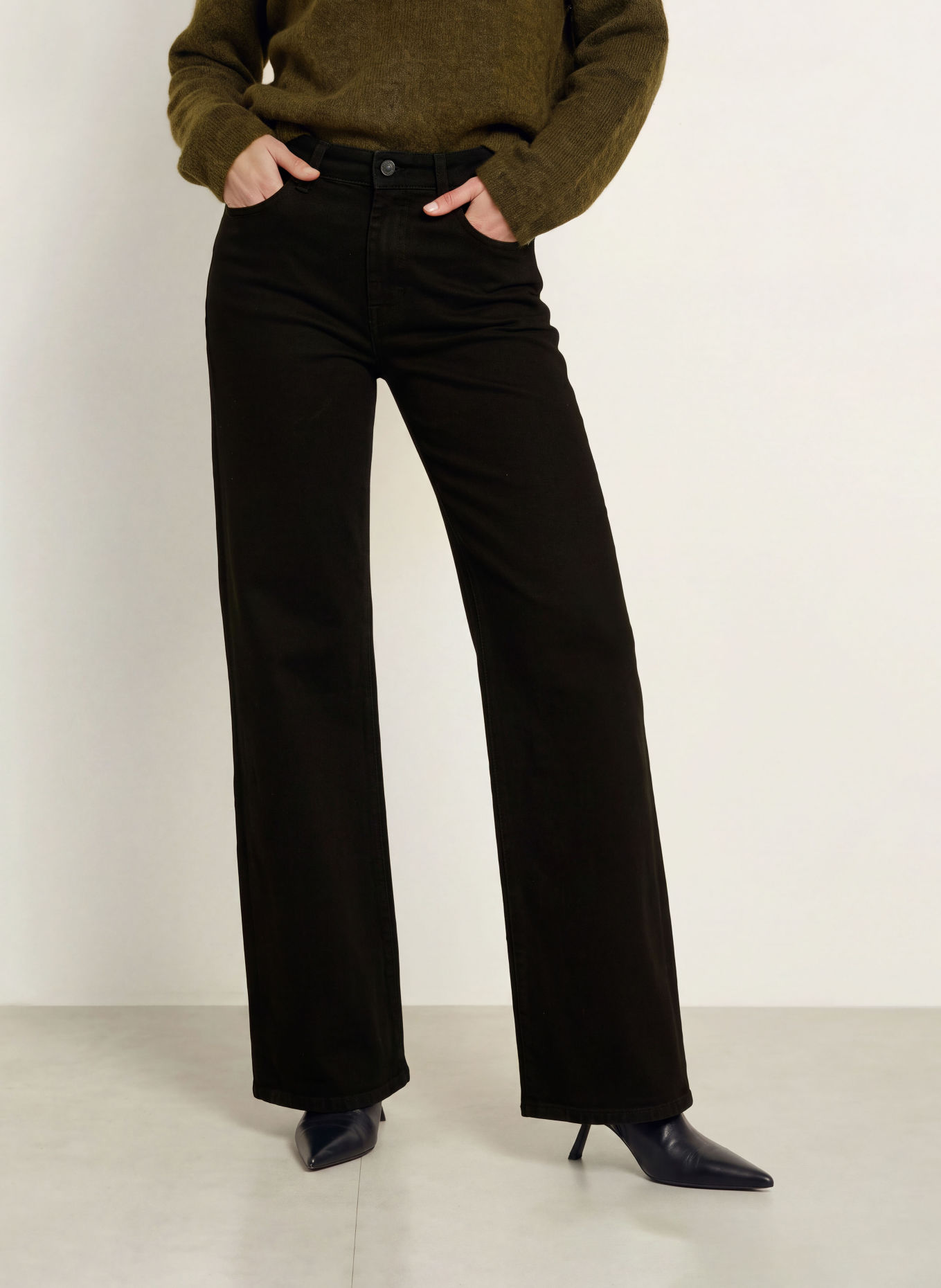7 for all mankind Wide Leg Jeans LOTTA TAILORLESS mit Schmucksteinen: 45M SHINESTONE