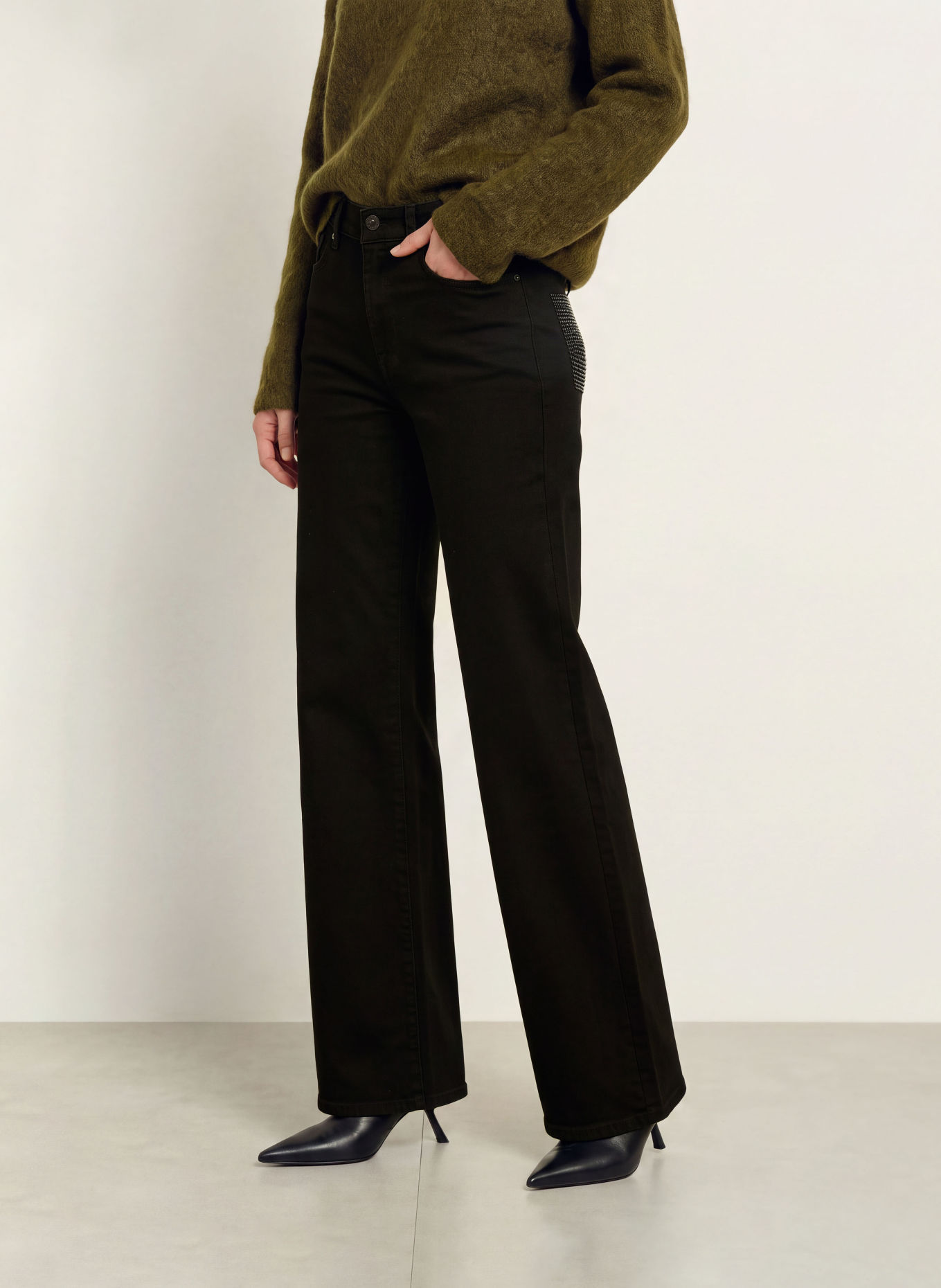 7 for all mankind Wide Leg Jeans LOTTA TAILORLESS mit Schmucksteinen: 45M SHINESTONE