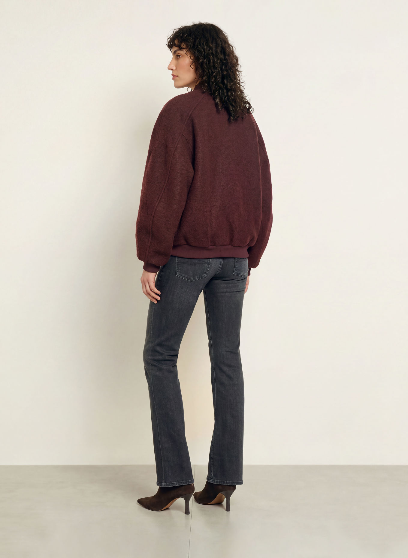 7 for all mankind Bootcut jeans THE LEGGY BOOTCUT: 45O BLACKOUT