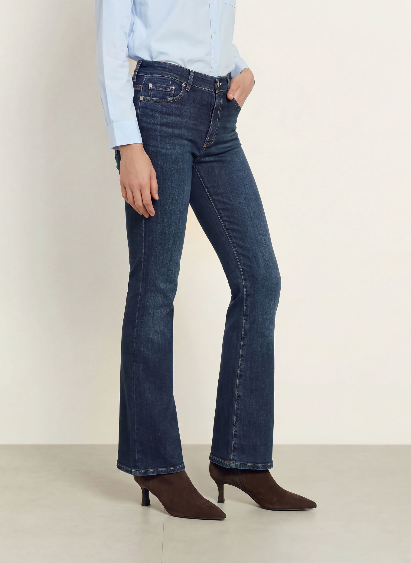 7 for all mankind Bootcut jeans THE LEGGY BOOTCUT: 45S DEEPNIGHT