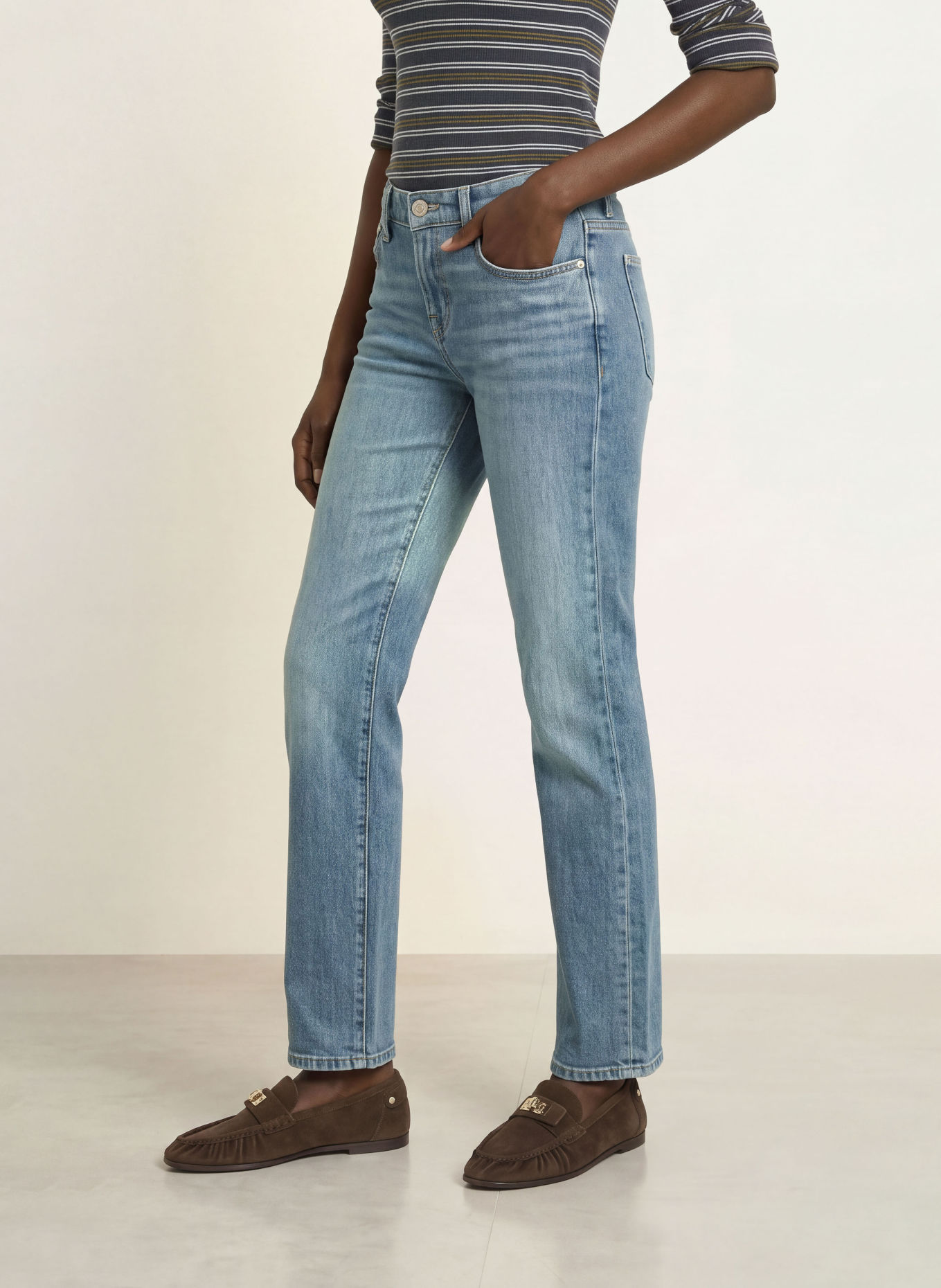 7 for all mankind Jean droit LOW CIGARETTE: 43Z FROSTBITE