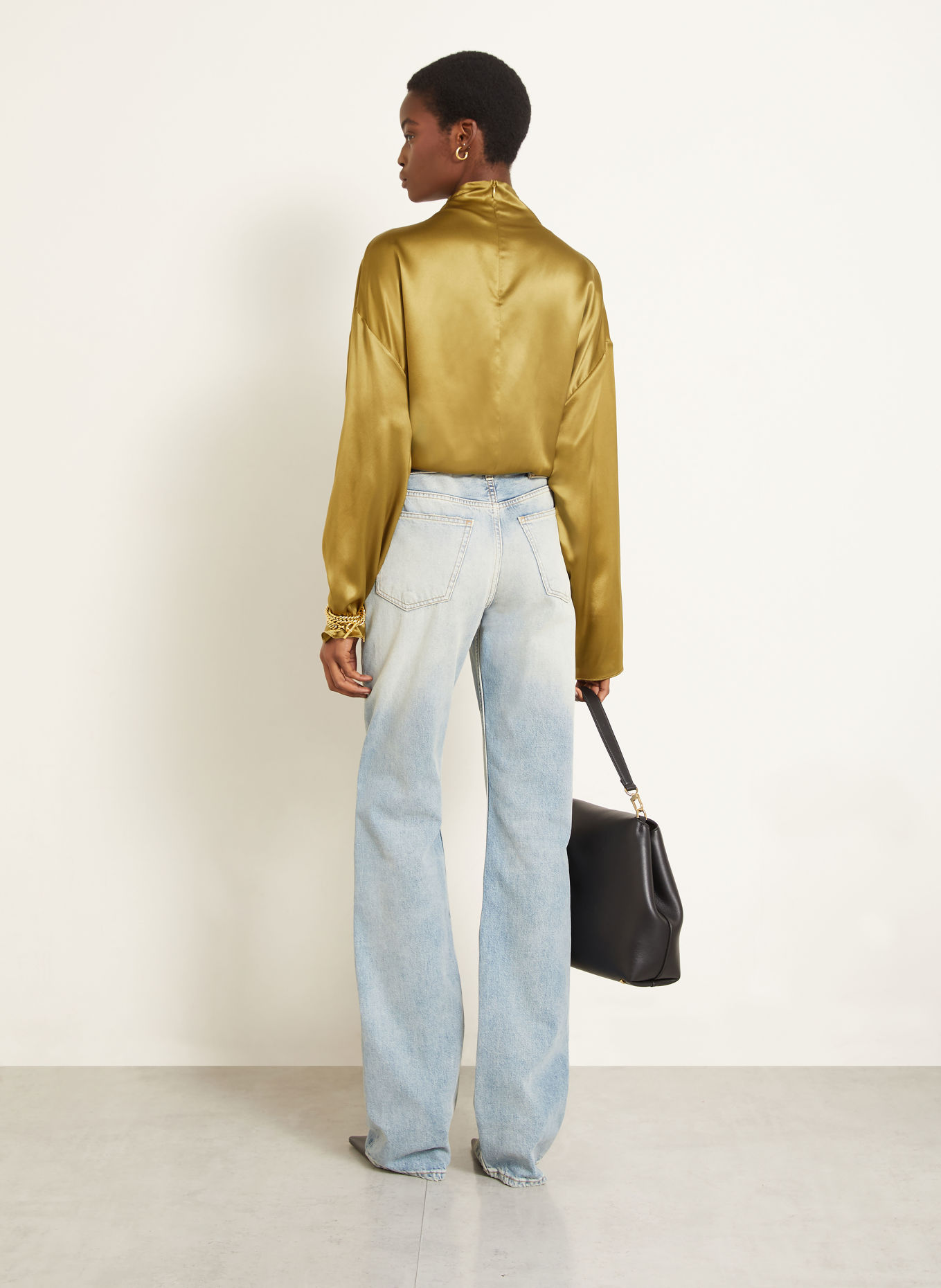 ARMARIUM Zijden blouseshirt GISELLA: OLIJF