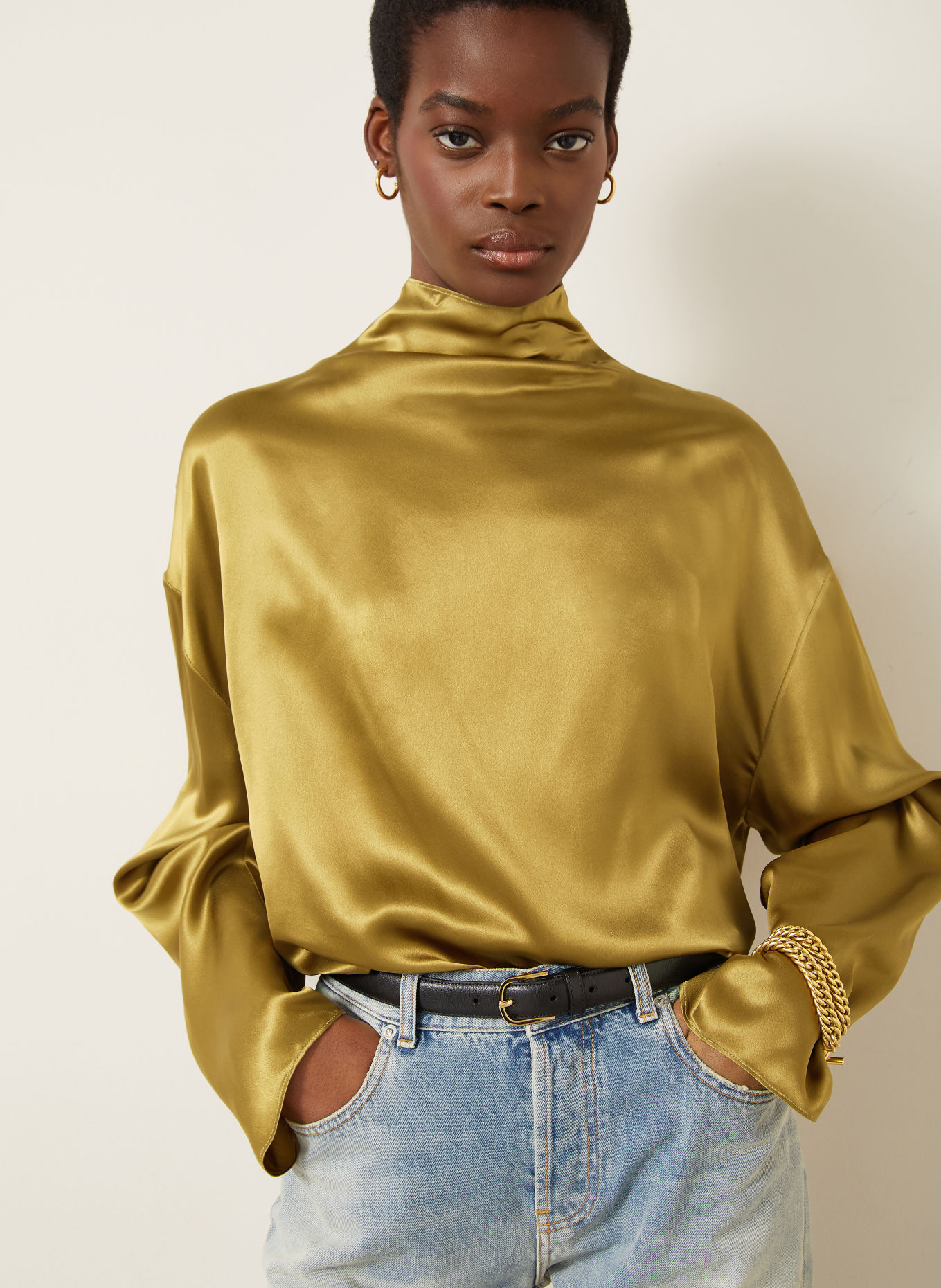 ARMARIUM Zijden blouseshirt GISELLA: OLIJF