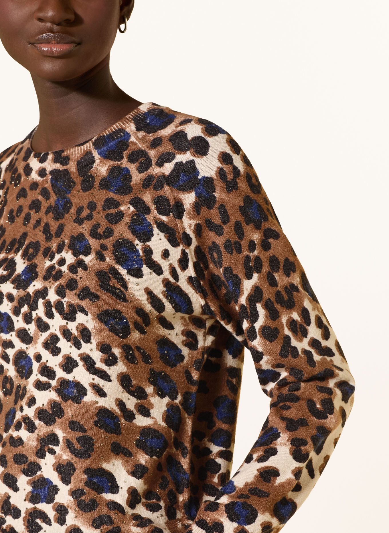 monari Sweater with gemstones: BROWN / DARK BLUE / BLACK