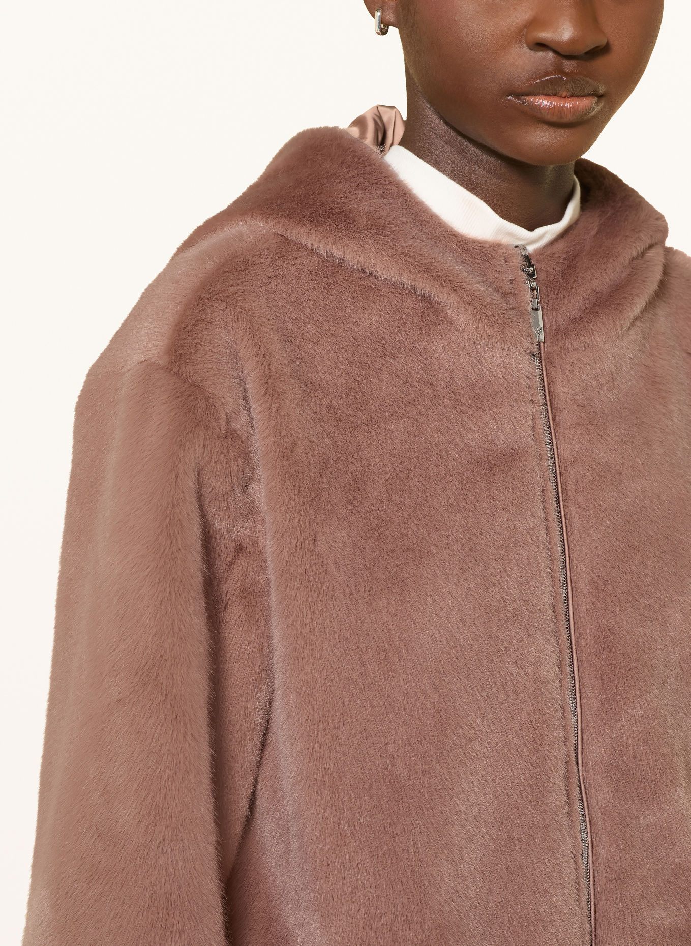 monari Veste en fausse fourrure: MARRON
