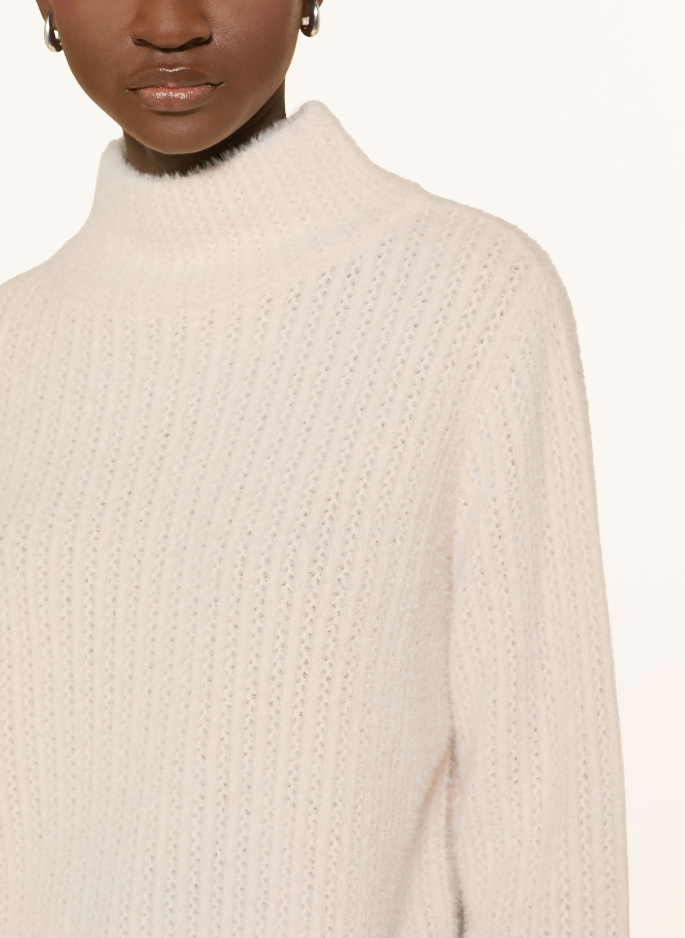 monari Sweater: ECRU