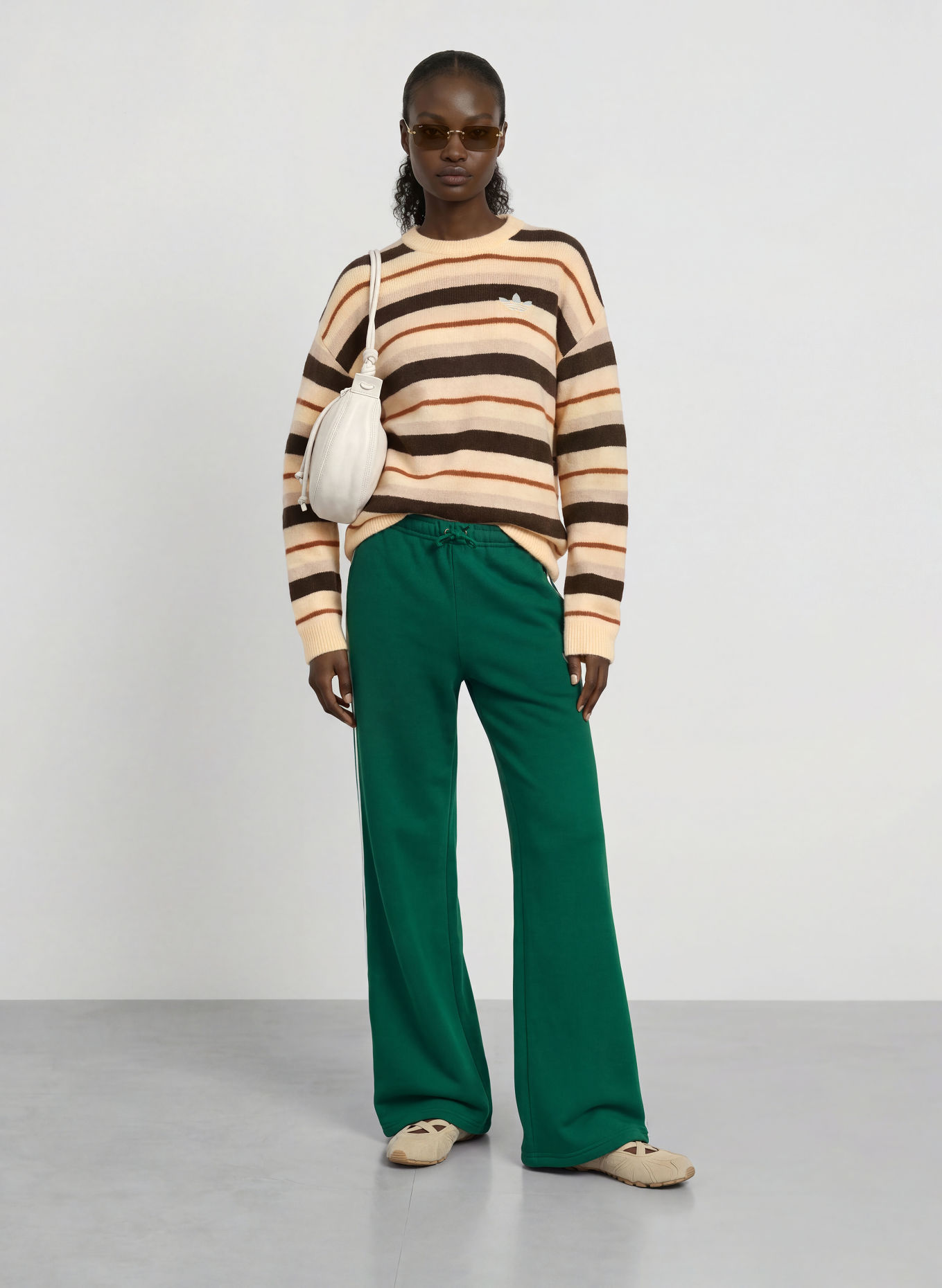 adidas Originals 3STRIPES FLEECE Sweatpants: GREEN / WHITE