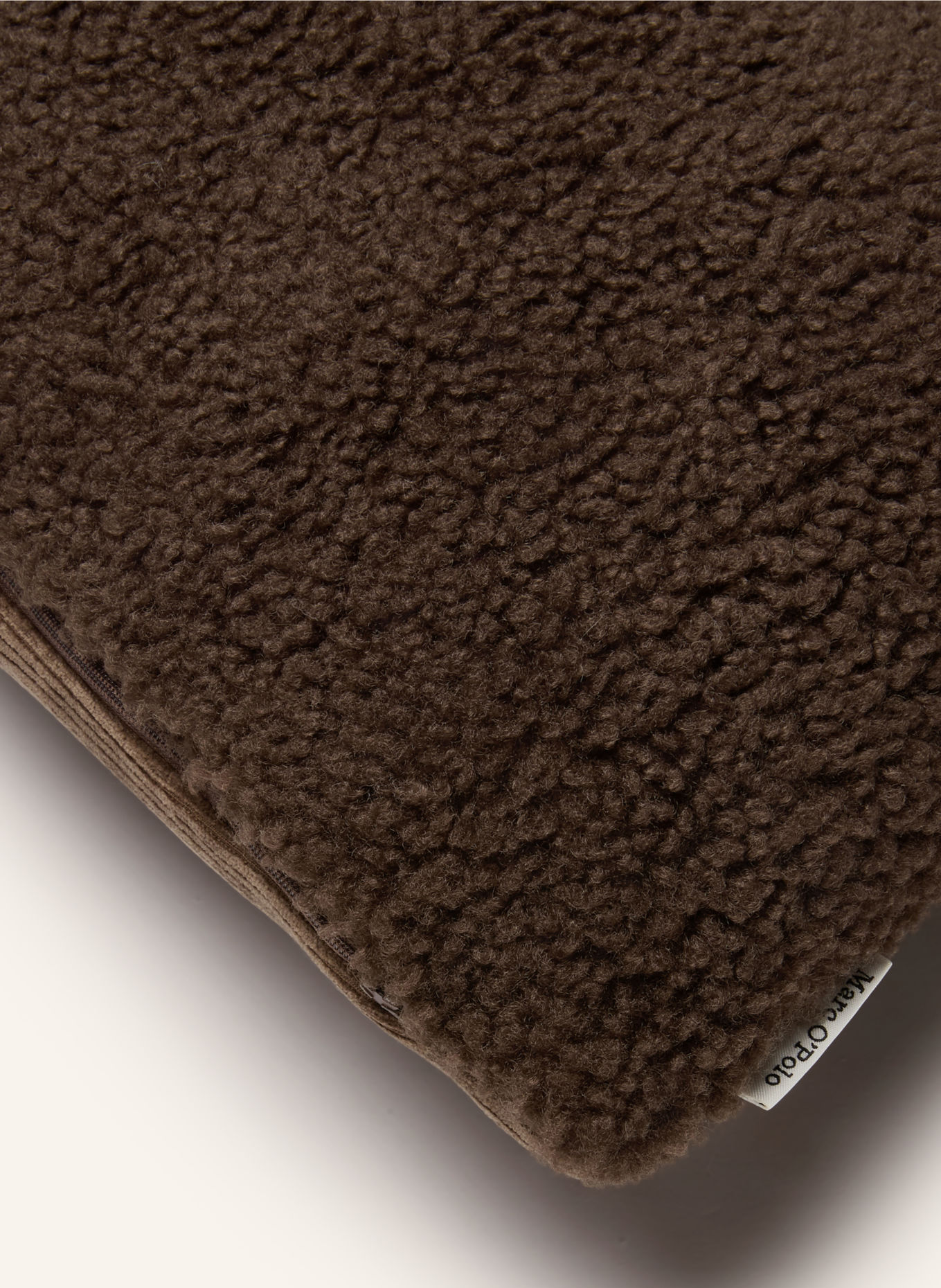 Marc O'Polo FYNN Decorative cushion: DARK BROWN