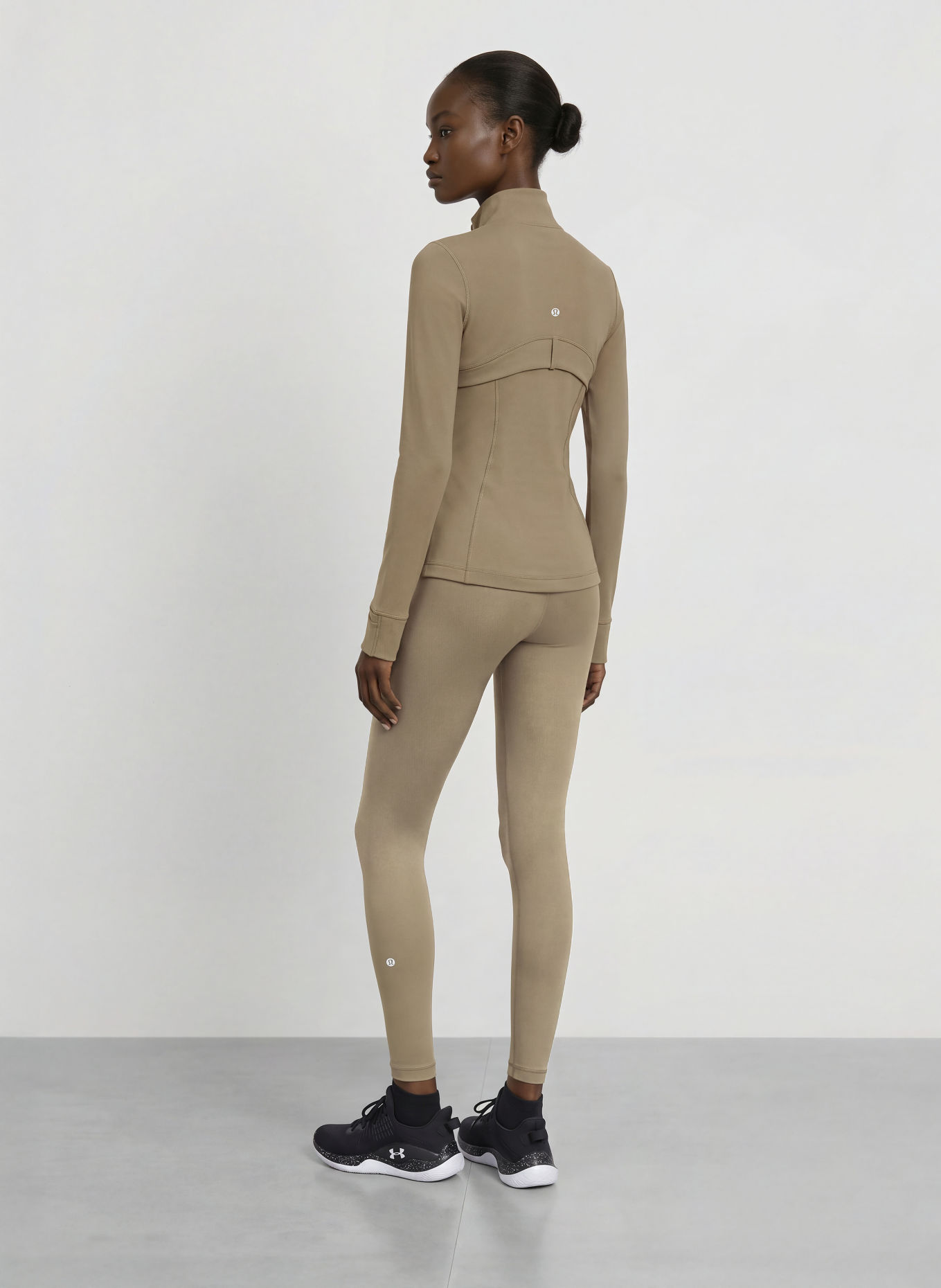 lululemon Leggings WUNDER TRAIN NO LINE HR TIGHT 25IN: KHAKI