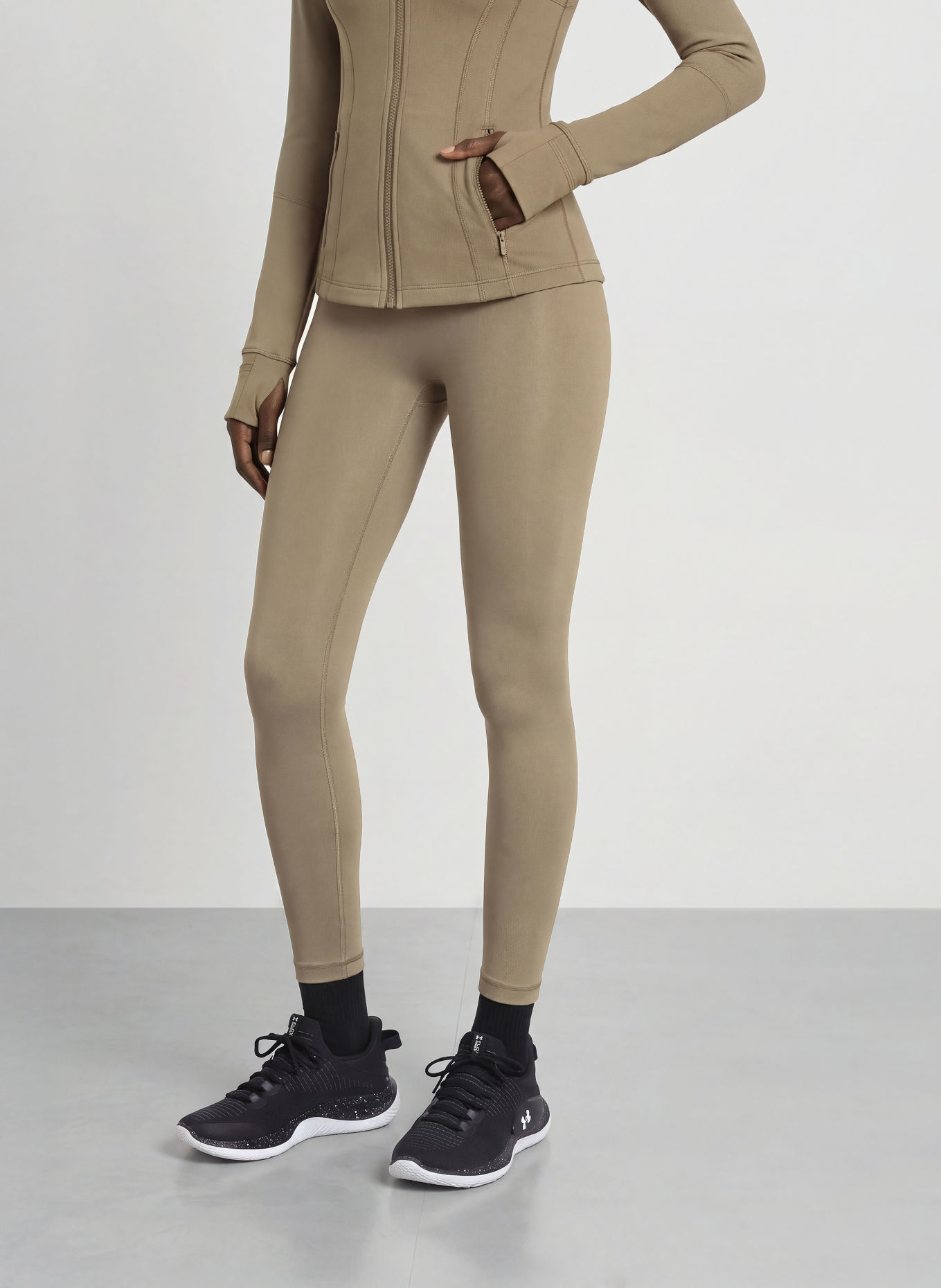 lululemon Leggings WUNDER TRAIN NO LINE HR TIGHT 25IN: KHAKI