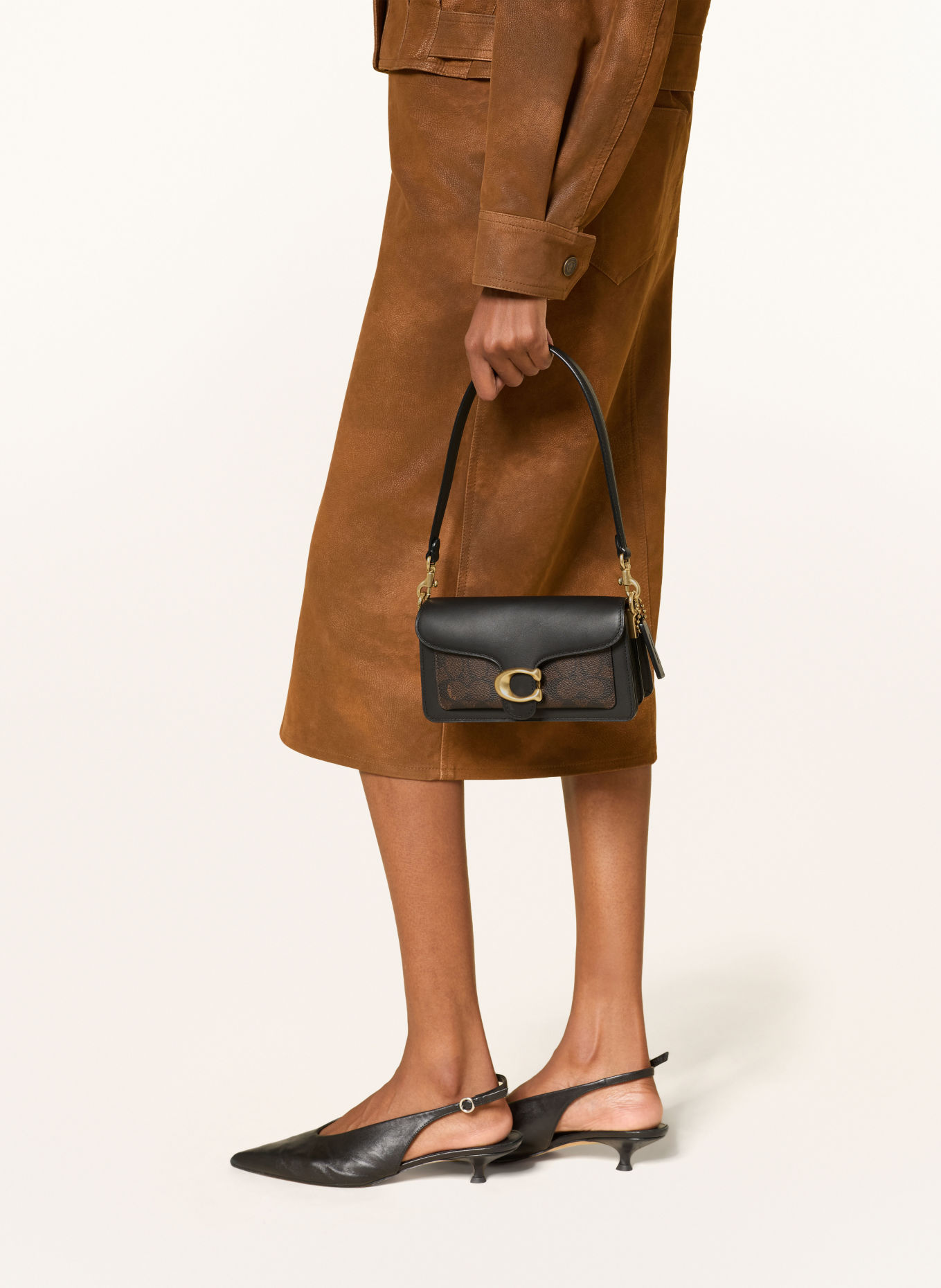 COACH TABBY 20 Crossbody bag: BLACK / GOLD / DARK BROWN