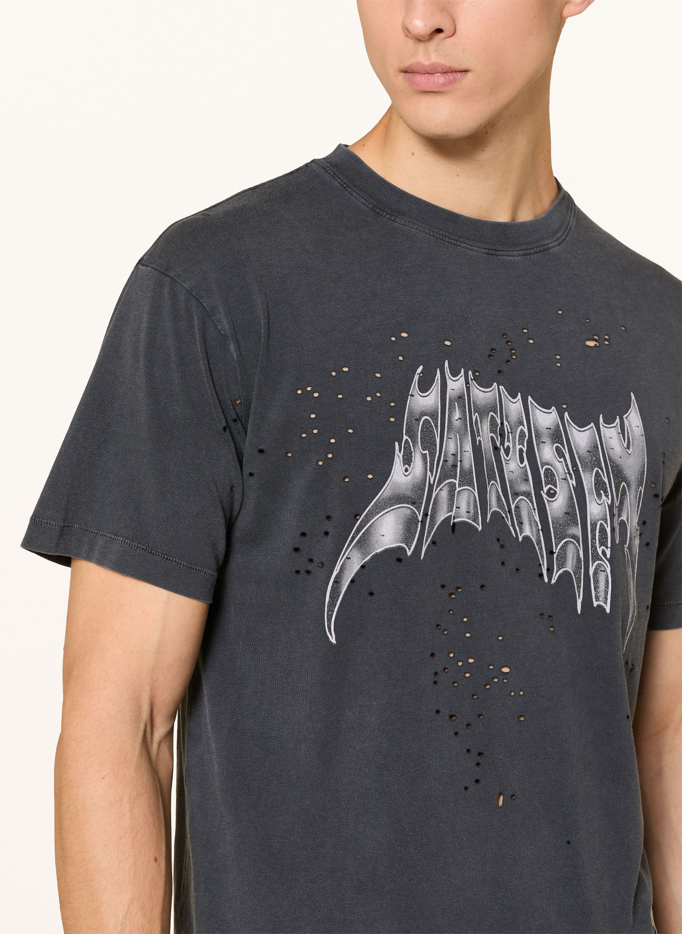 SATISFY MOTHTECH Running Shirt: BLACK / GRAY
