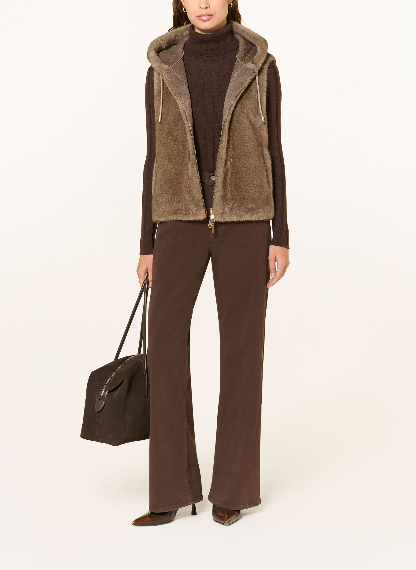 mabrun FANTASY Faux Fur Vest: BEIGE