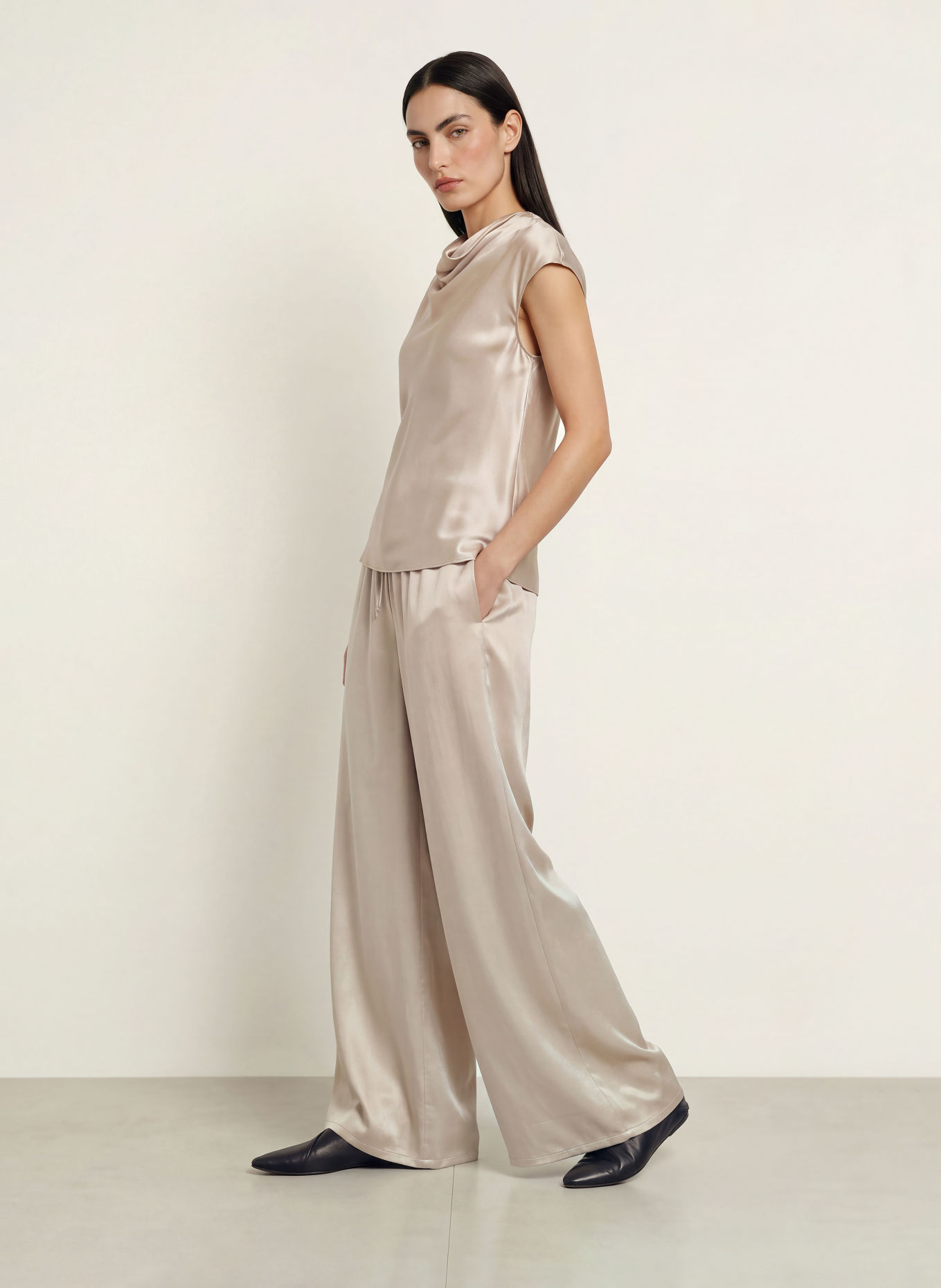 Rails Blusenshirt LORETTA aus Satin: BEIGE