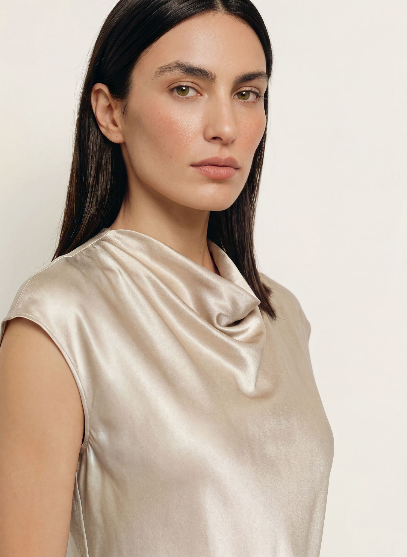 Rails Blusenshirt LORETTA aus Satin: BEIGE