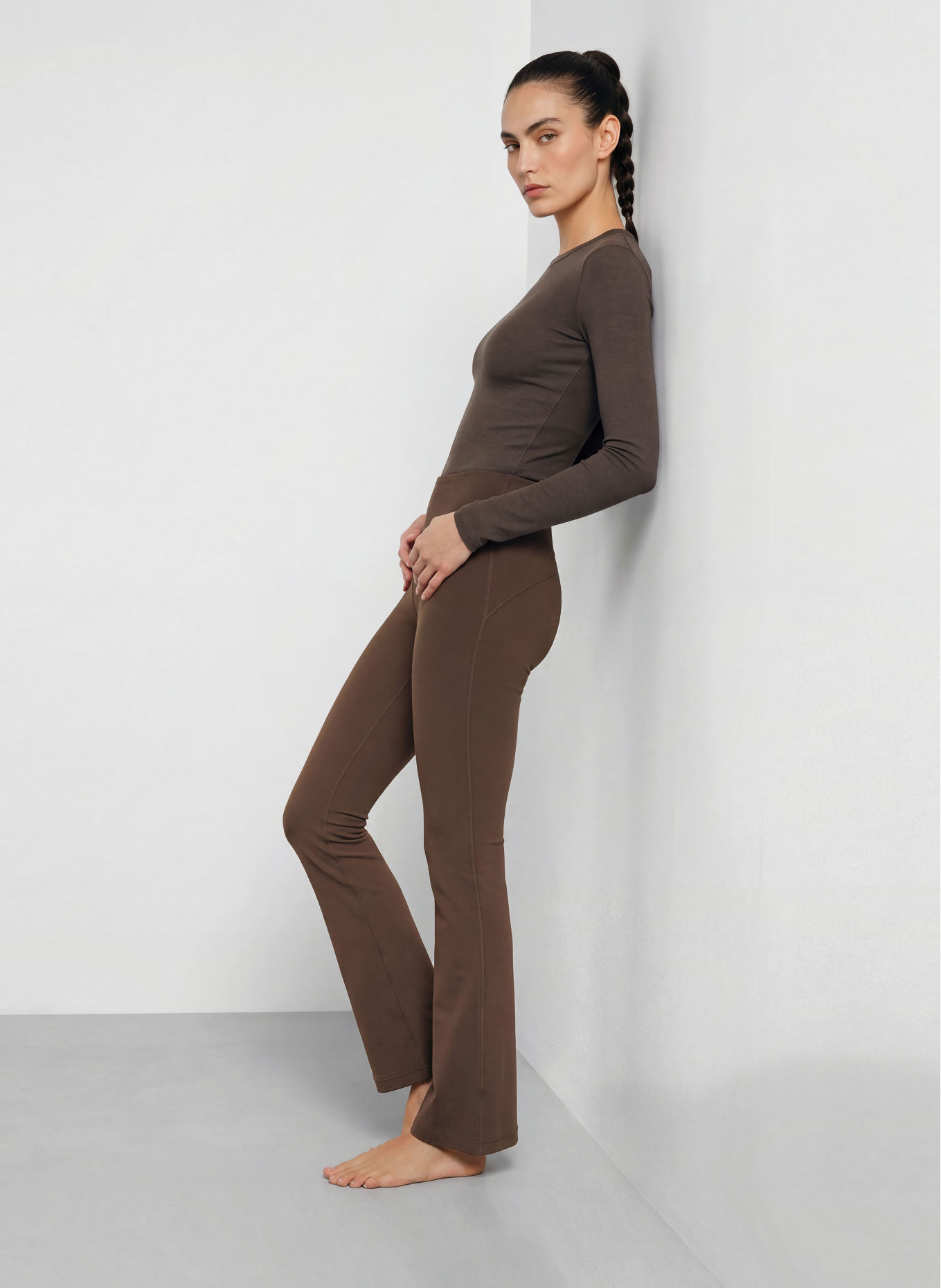 lululemon GROOVE NO LINE Leggings: DARK BROWN