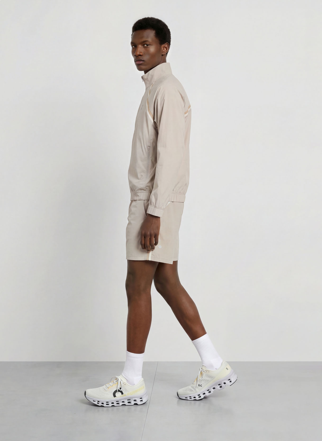 lululemon PACE BREAKER Running Shorts: BEIGE / CREAM