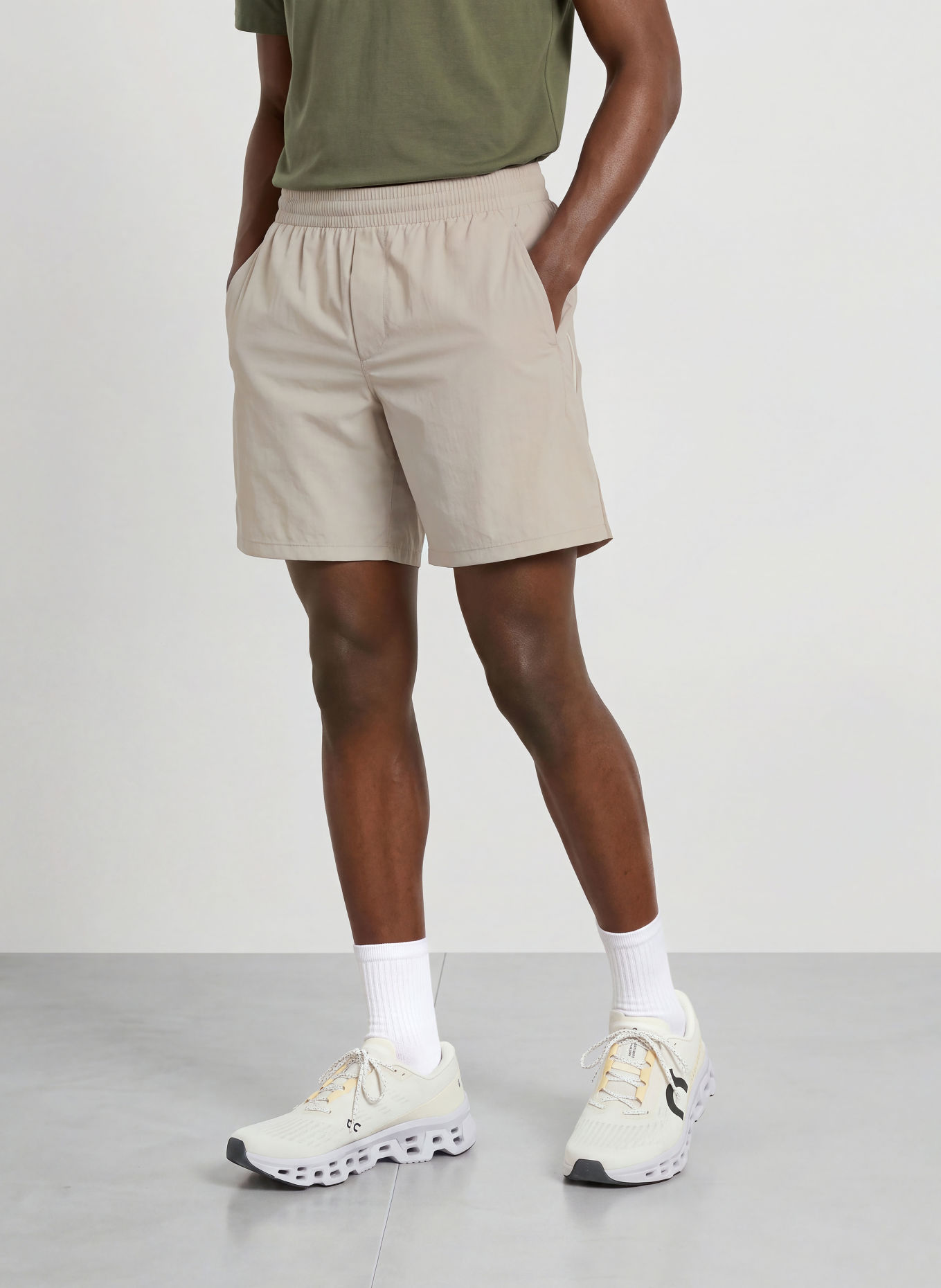 lululemon PACE BREAKER Running Shorts: BEIGE / CREAM
