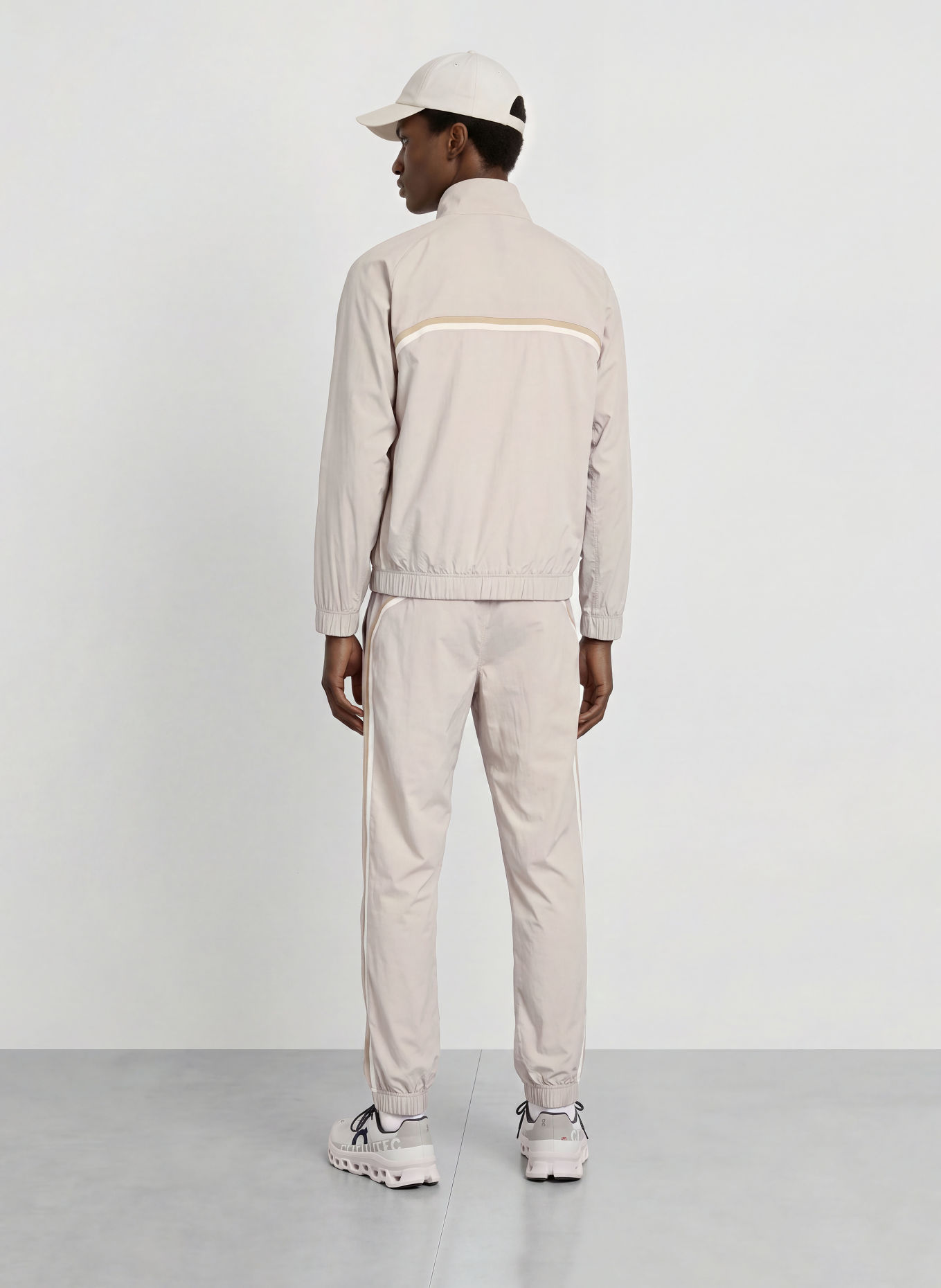 lululemon Laufhose PACE BREAKER GLYDE: HELLGRAU / BEIGE / WEISS