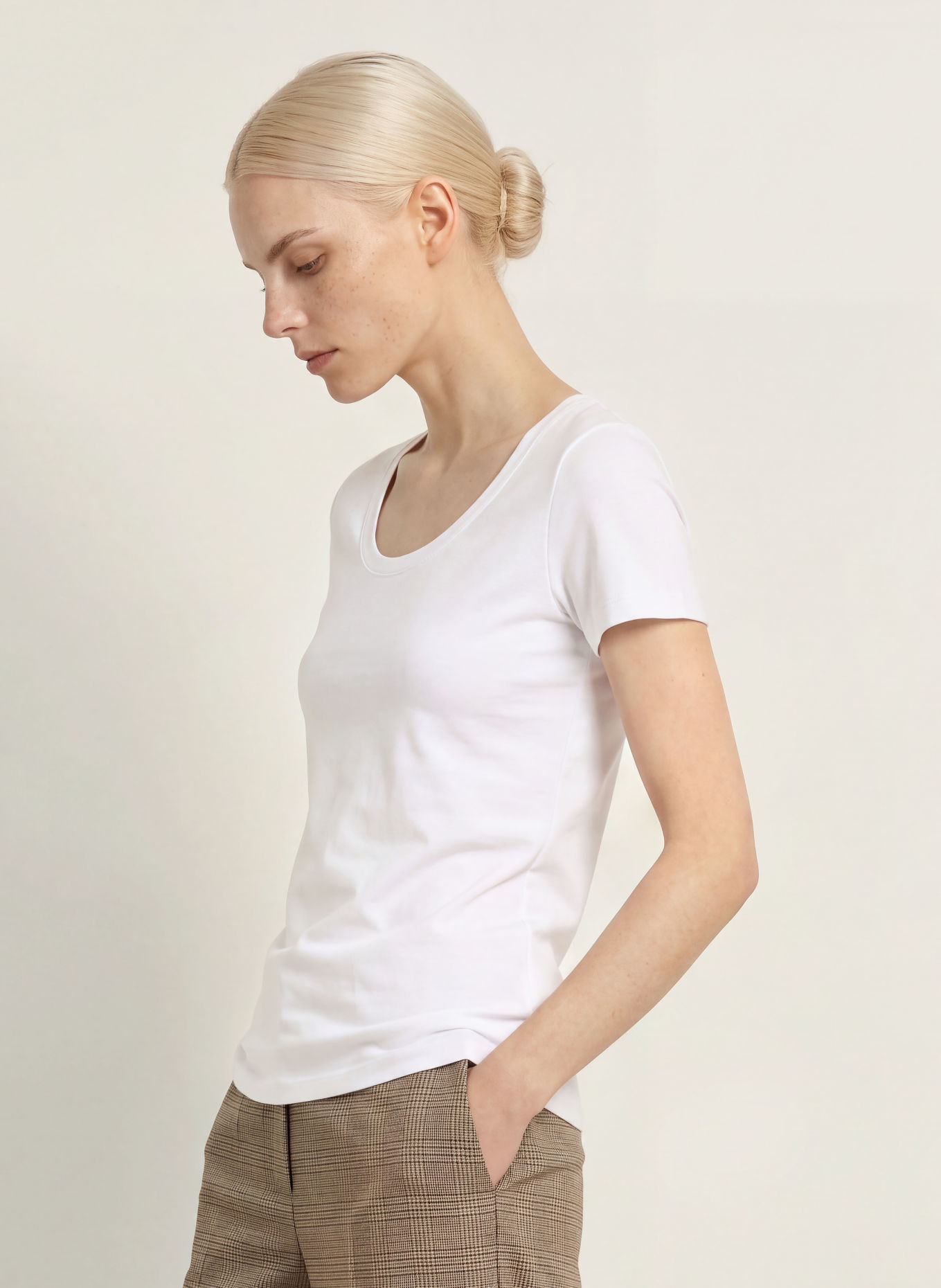 darling harbour T-shirt: WHITE