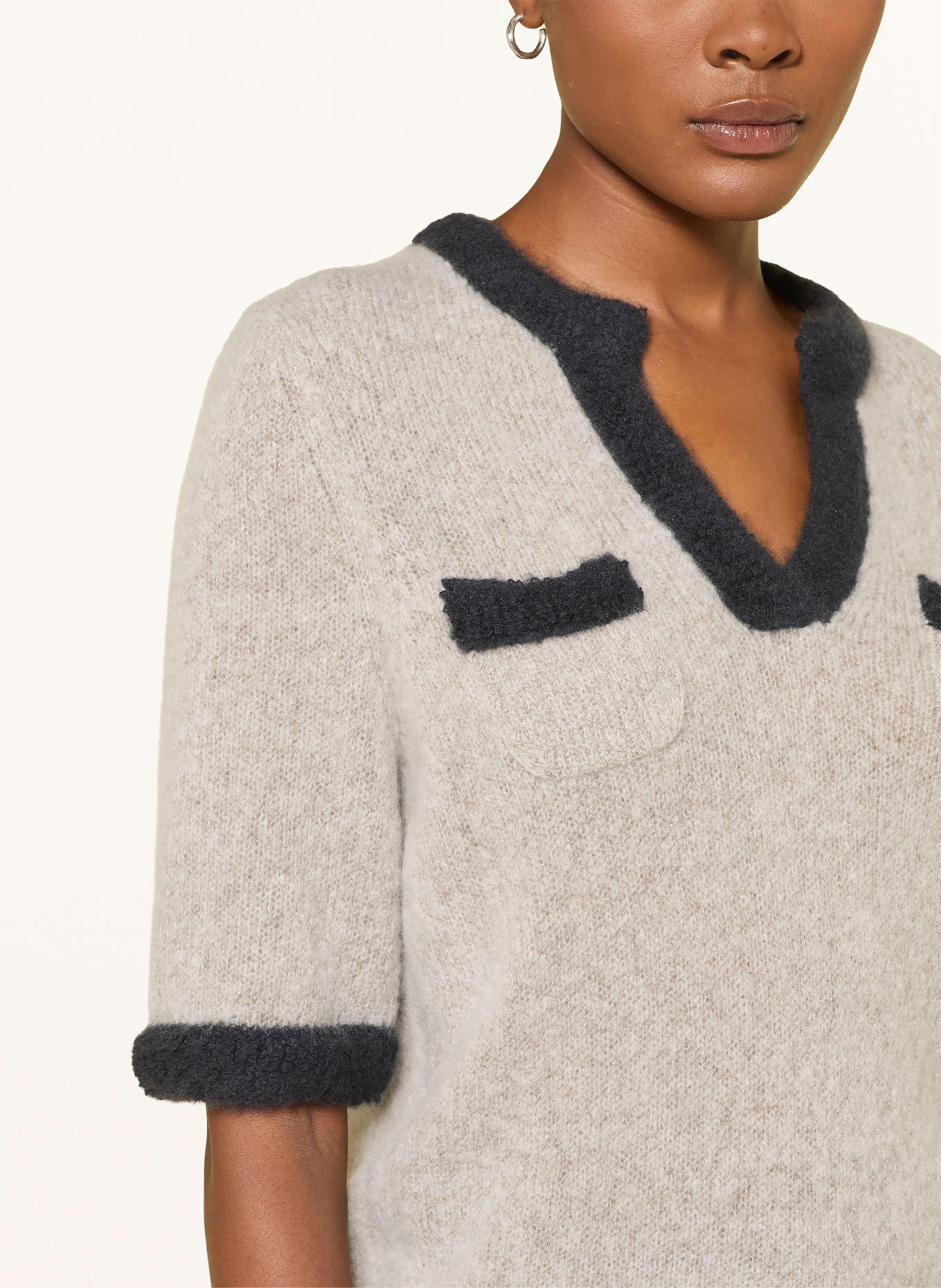 DOROTHEE SCHUMACHER LUXURY LOVE Cashmere Knit Shirt: BEIGE / DARK GRAY