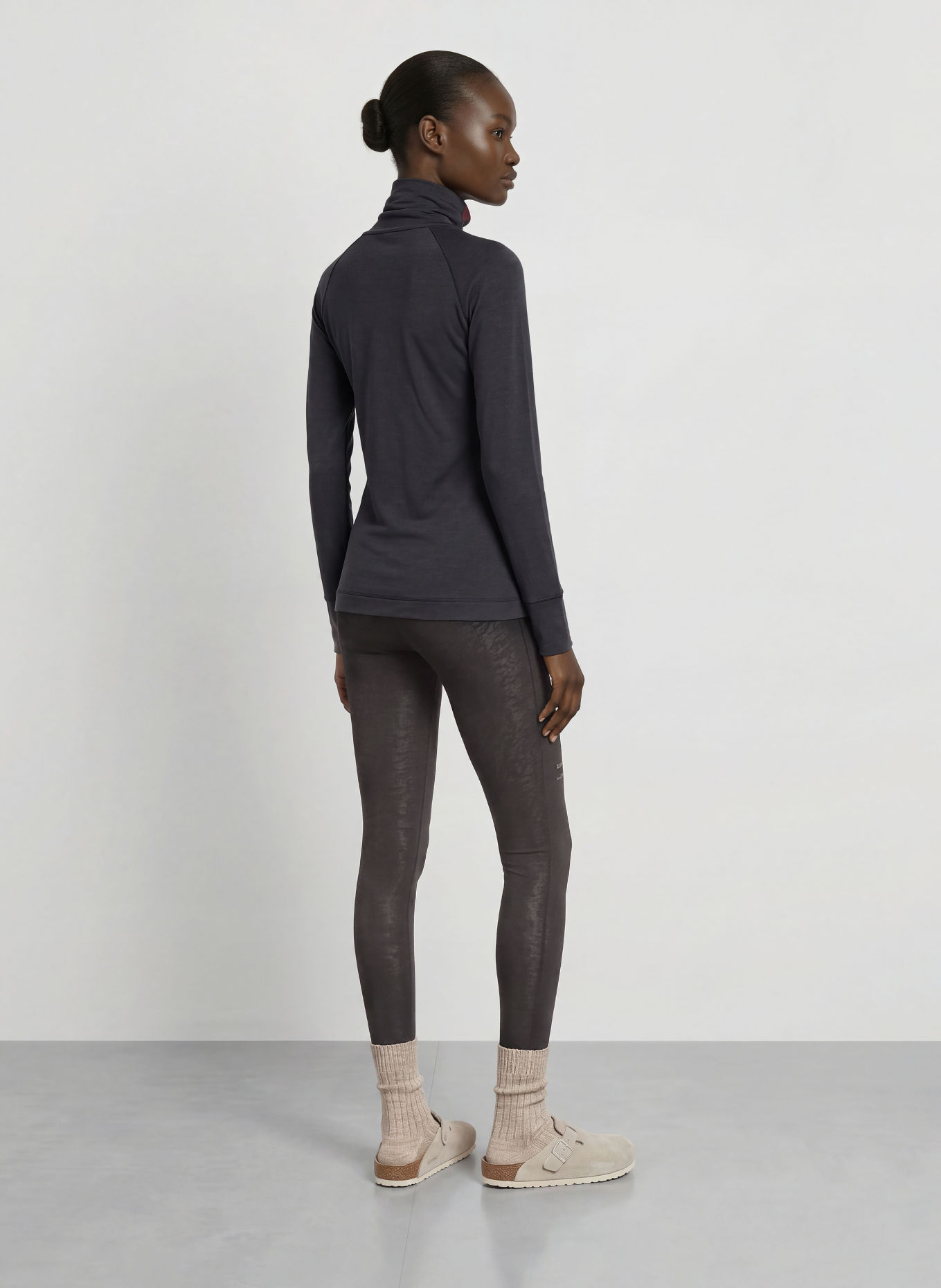 Klättermusen FAFNE Base Layer: BLACK / DARK RED