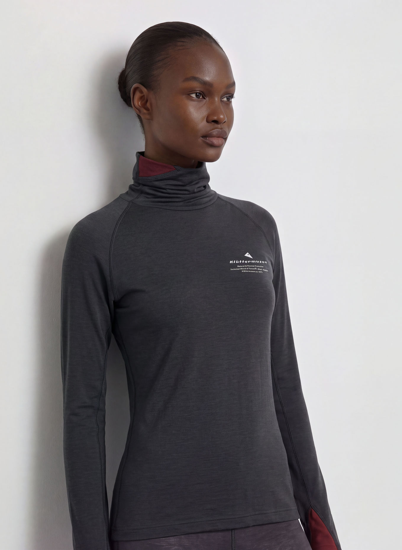 Klättermusen FAFNE Base Layer: BLACK / DARK RED