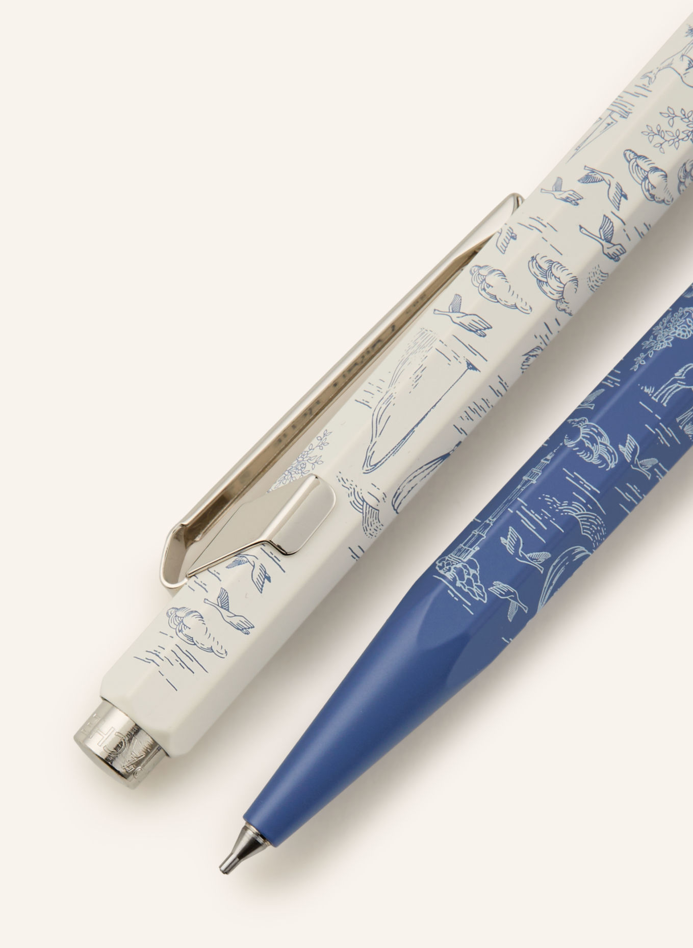 CARAN d'ACHE 2-piece Set 849: Ballpoint pen and Mechanical pencil: WHITE / BLUE