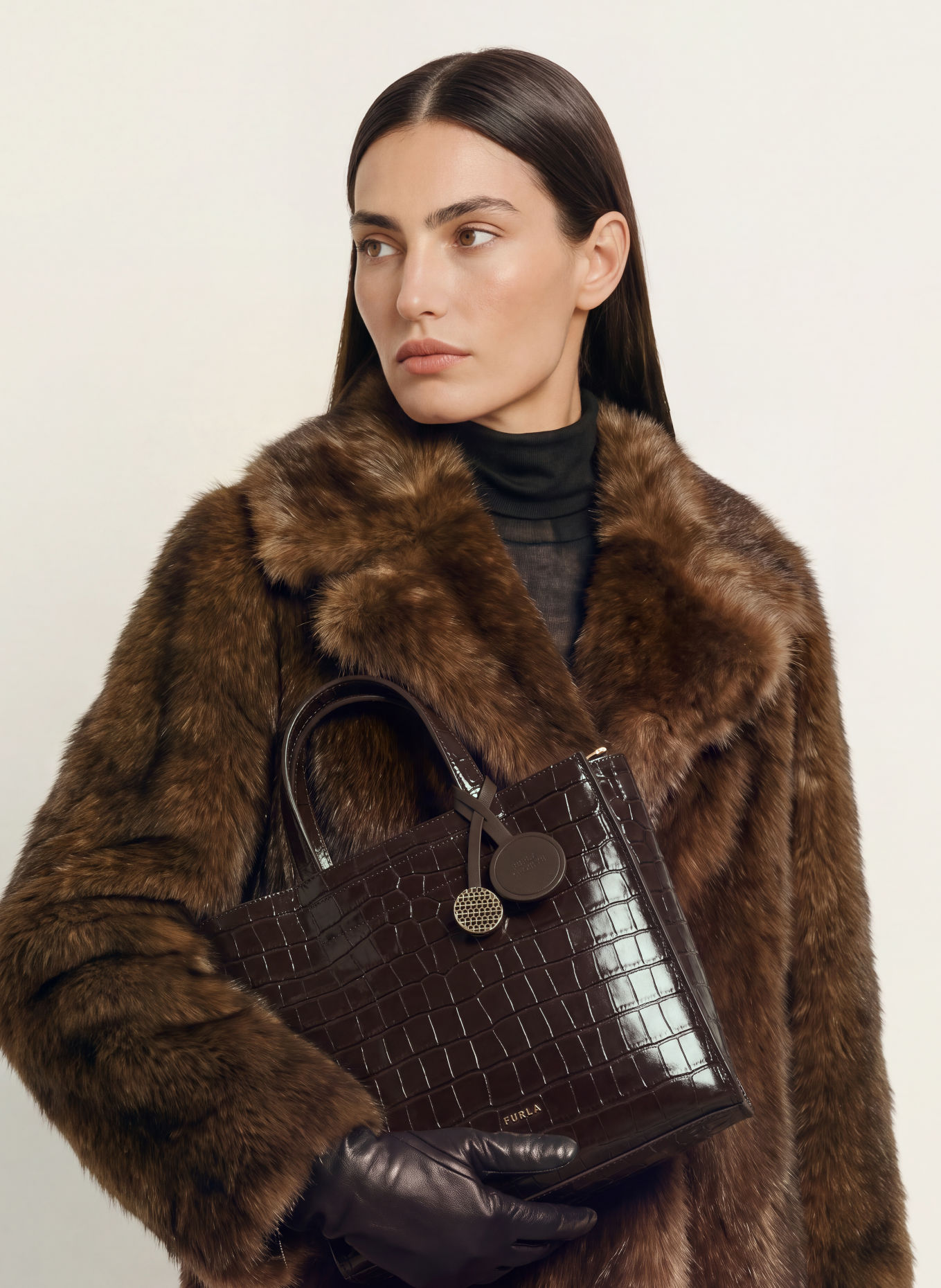 FURLA Shoppers DIVIDE IT SMALL Tote Bag: DARK BROWN / GOLD